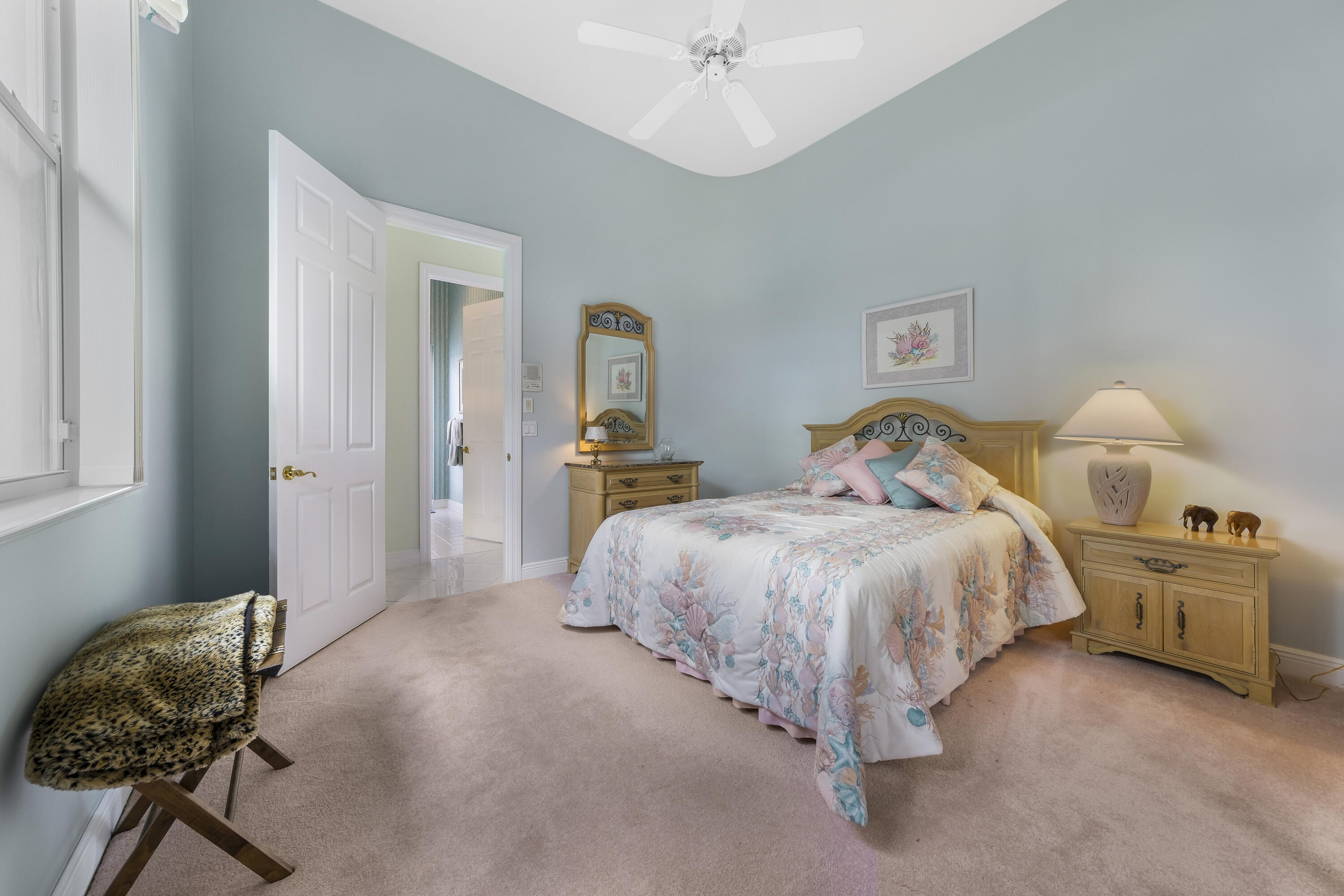 8501 SE Royal Street