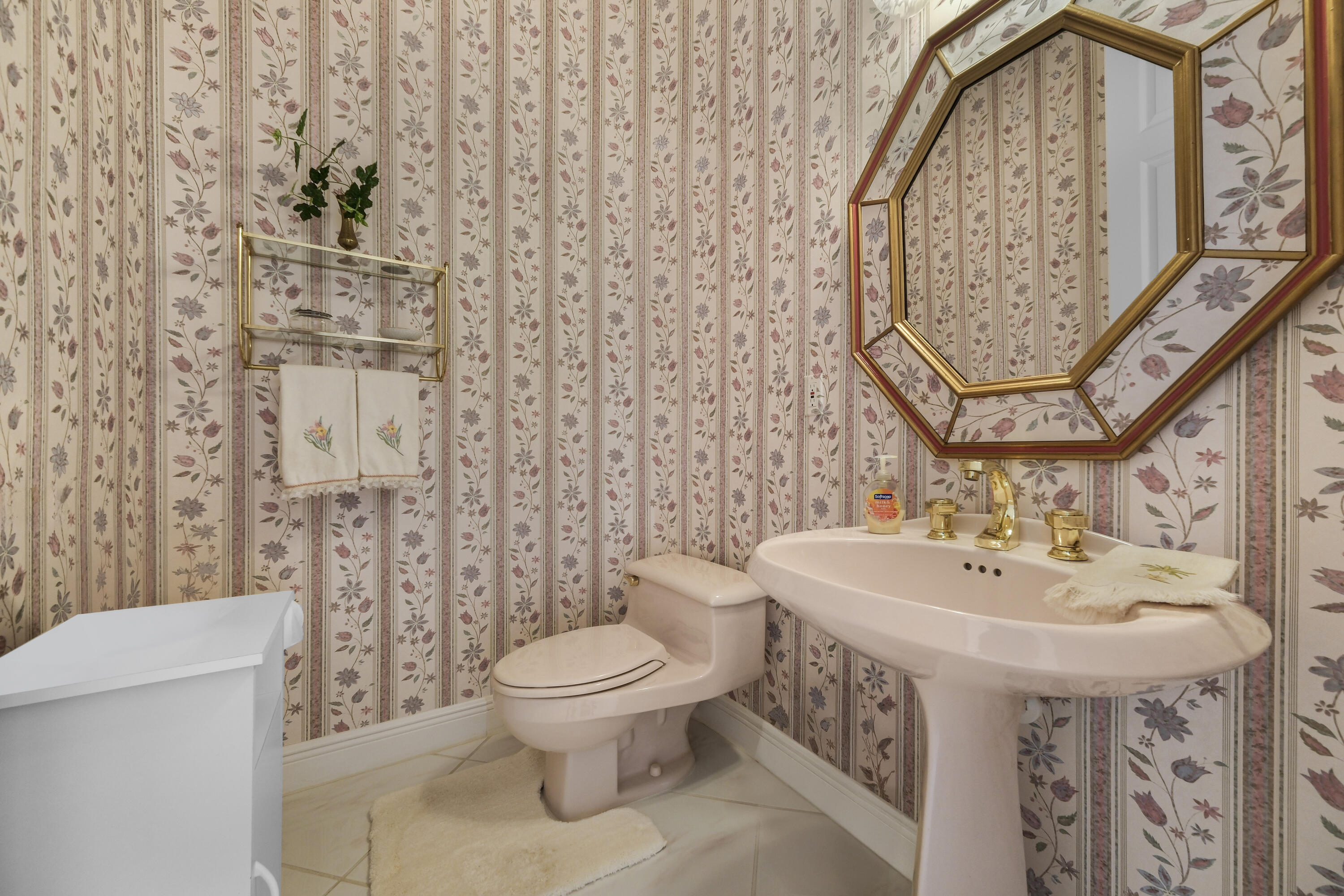 8501 SE Royal Street