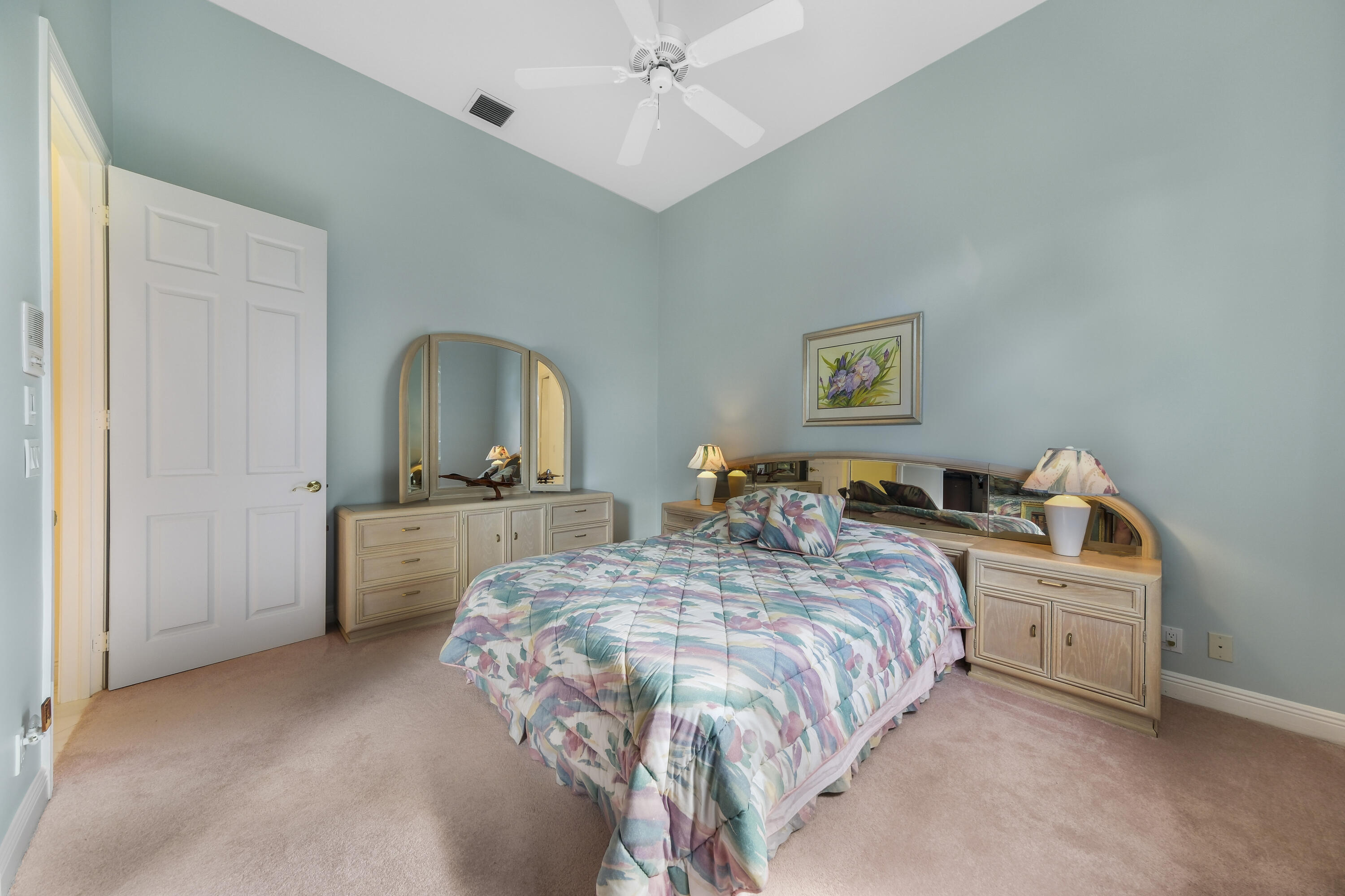 8501 SE Royal Street