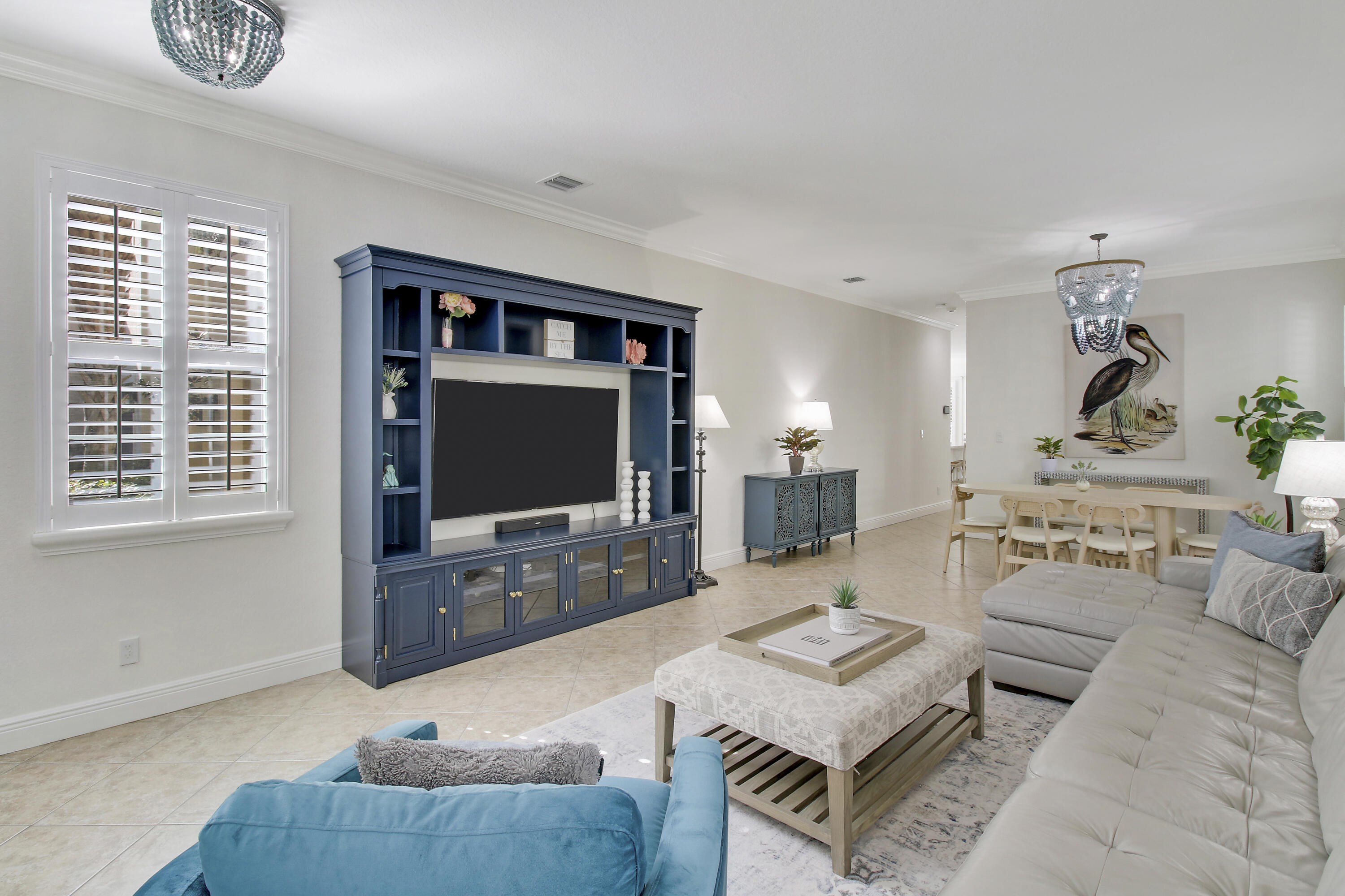 136 Ashford Avenue