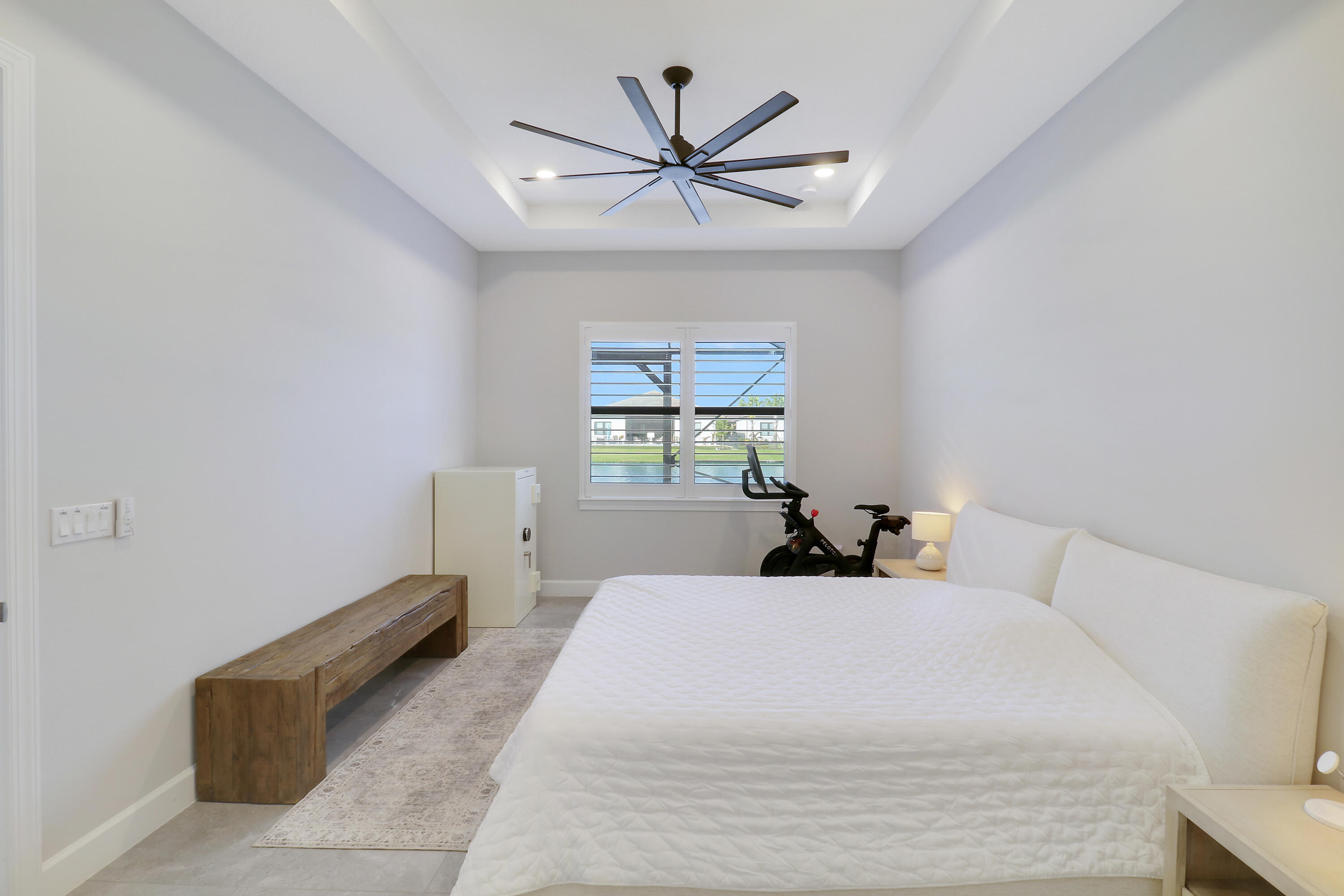 595 SE Villandry Way