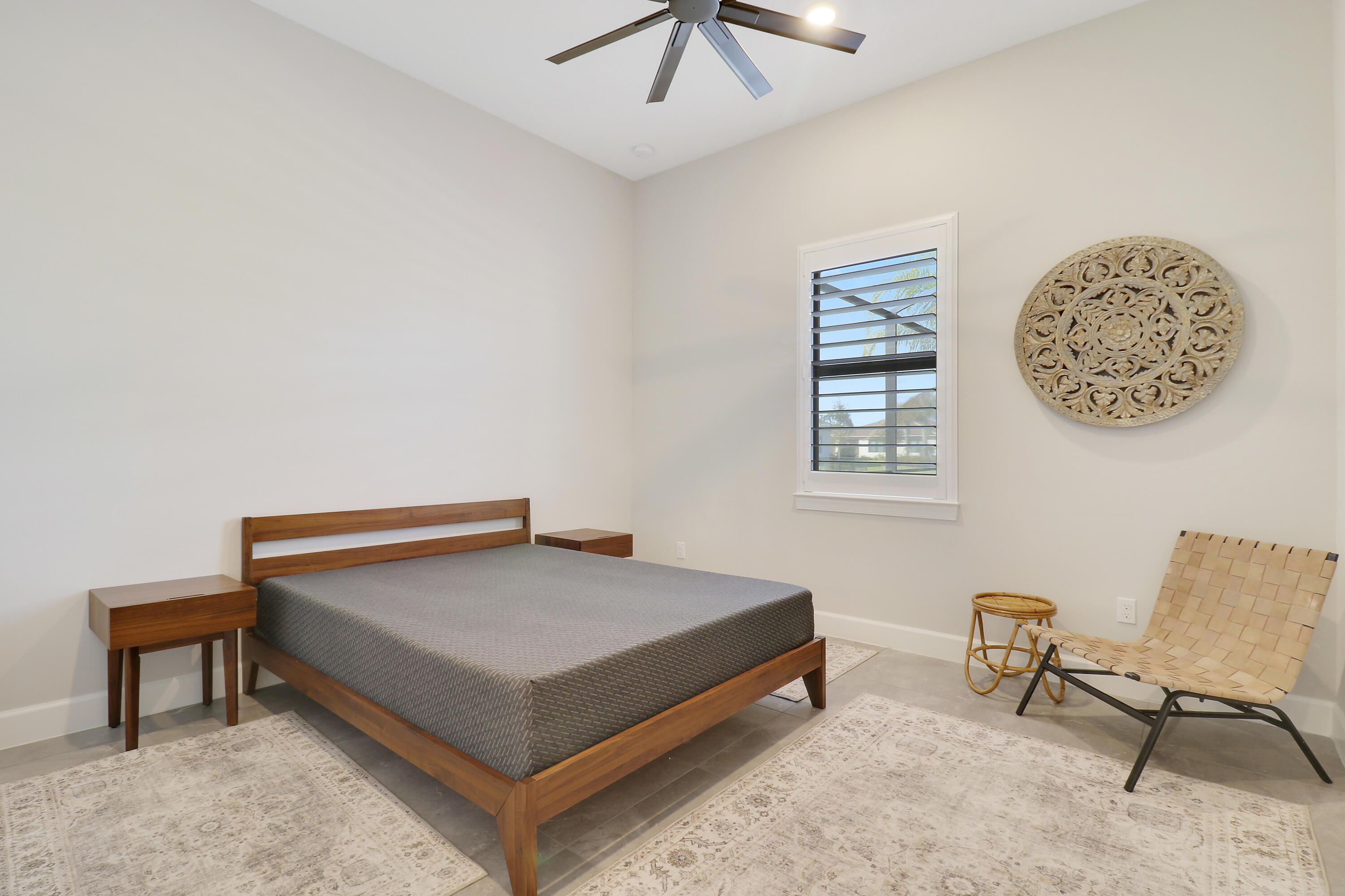 595 SE Villandry Way