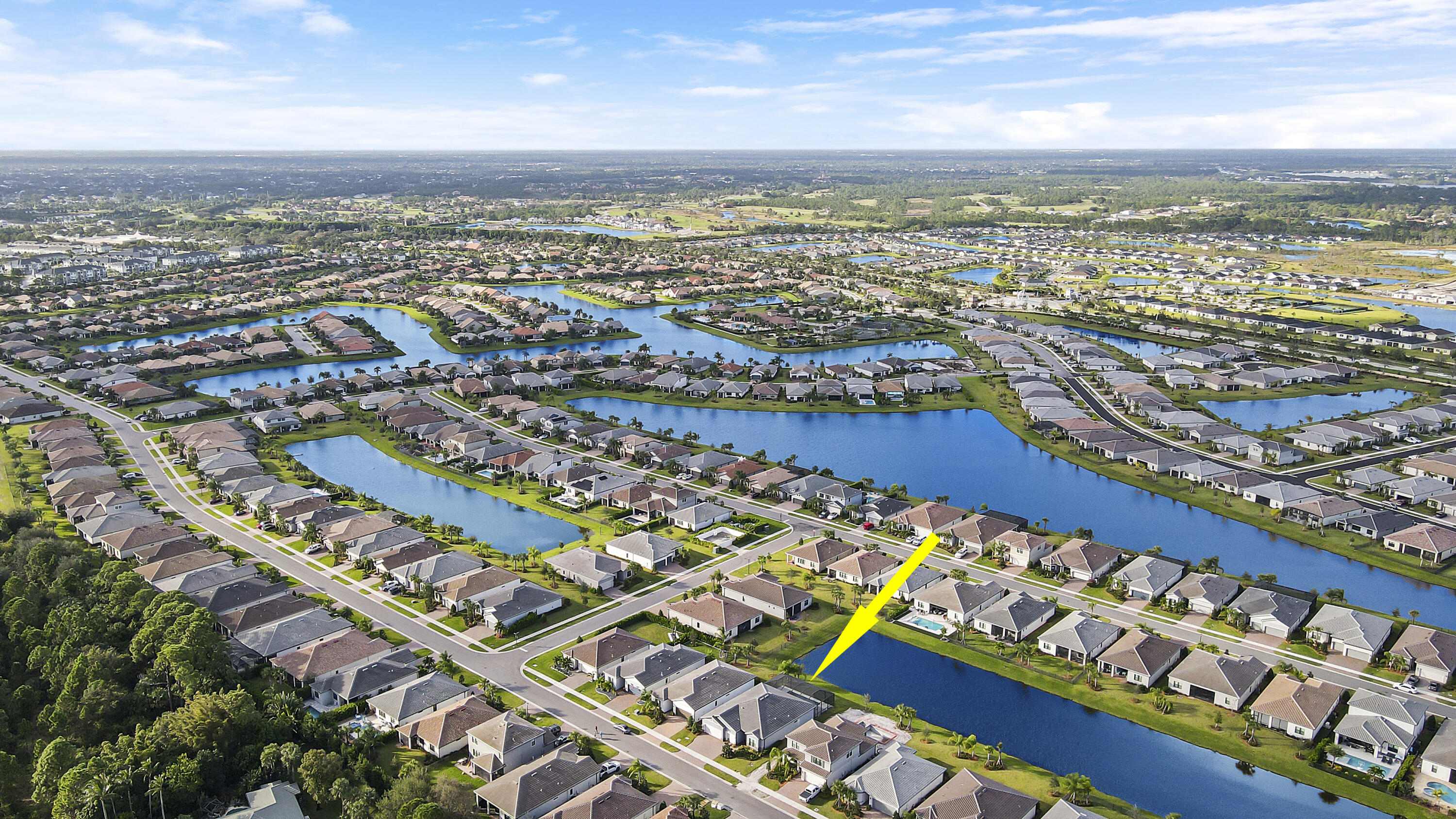 595 SE Villandry Way