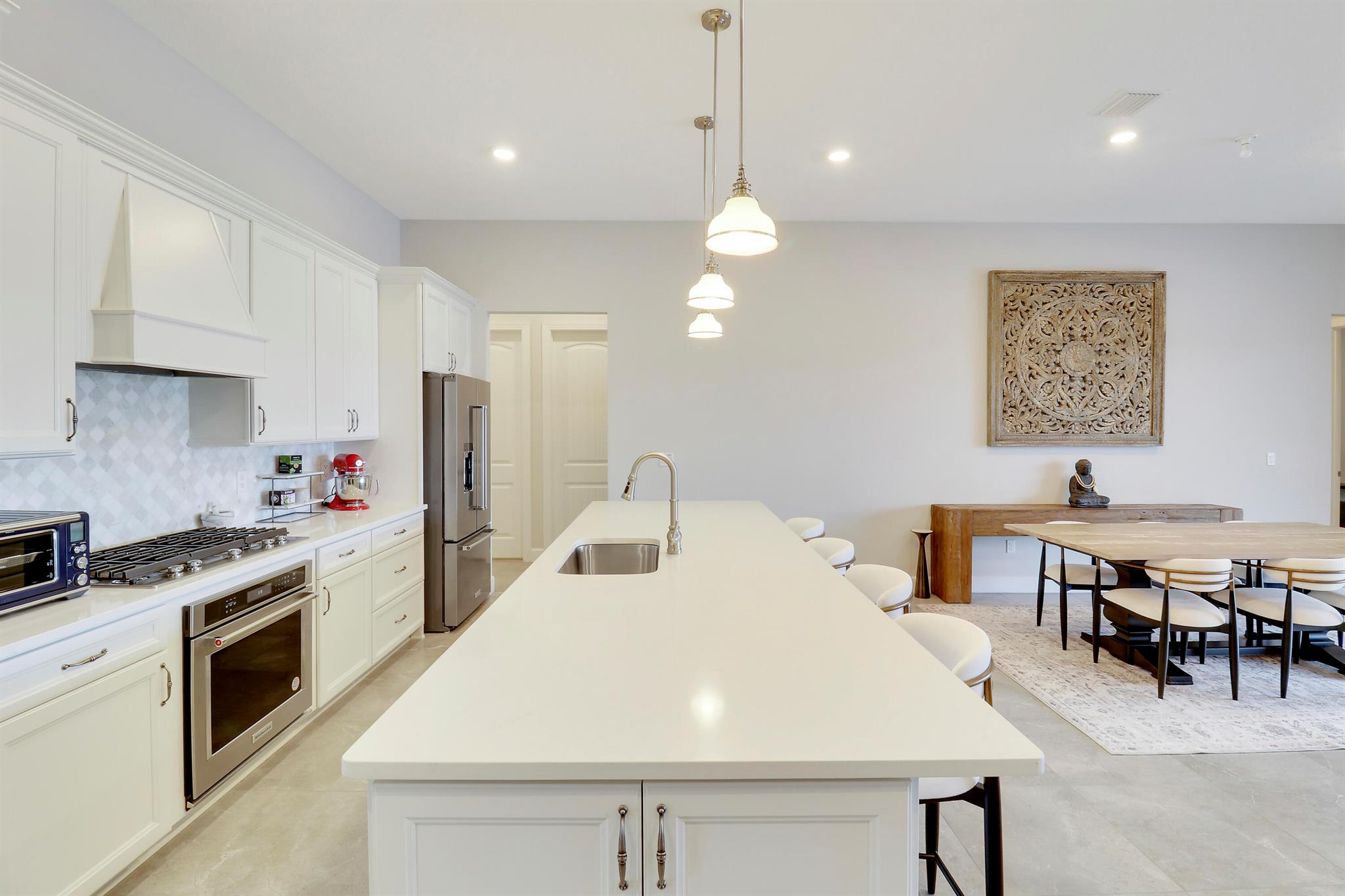 595 SE Villandry Way