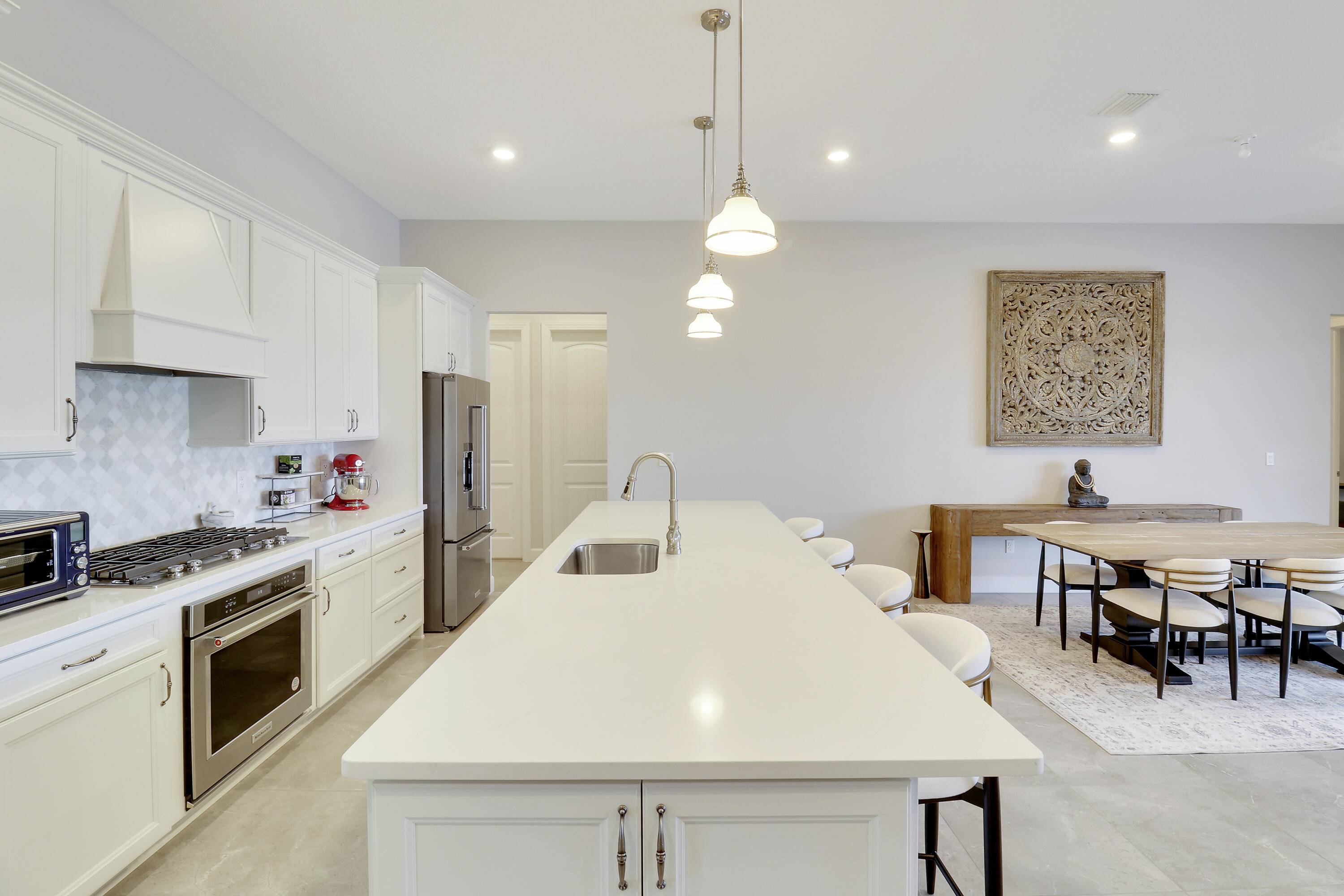 595 SE Villandry Way