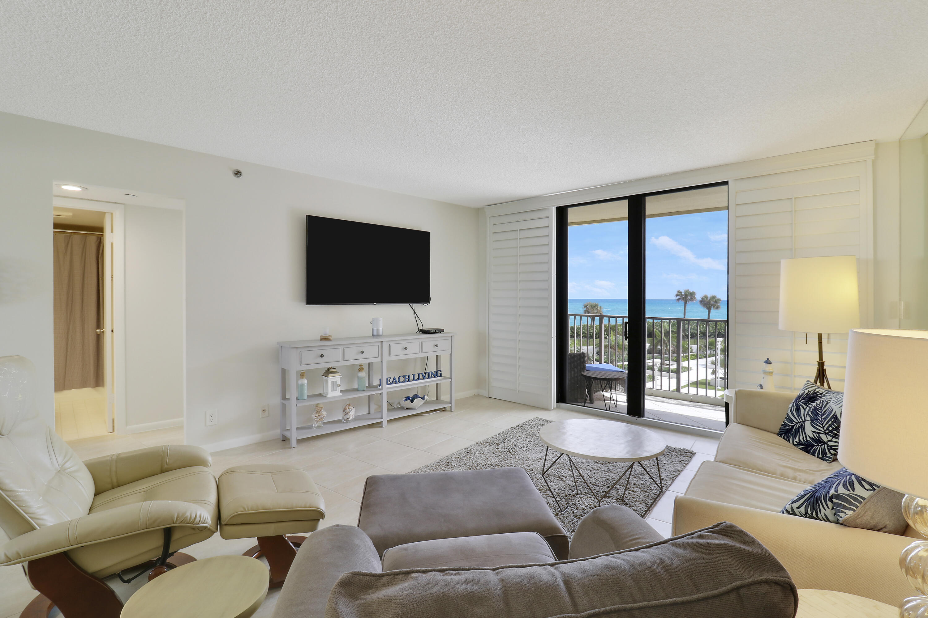 200 Ocean Trail Way 206