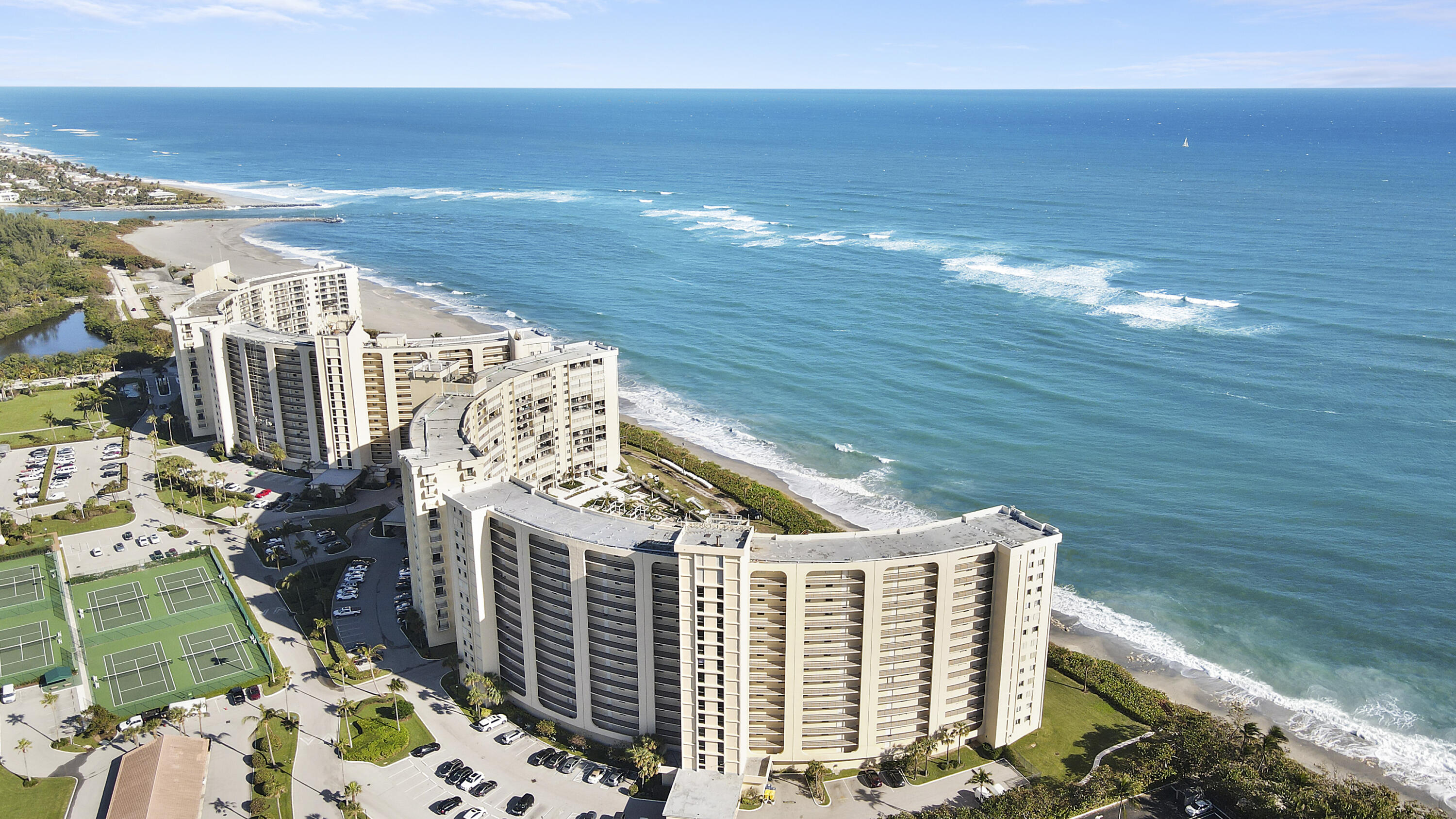 200 Ocean Trail Way 206