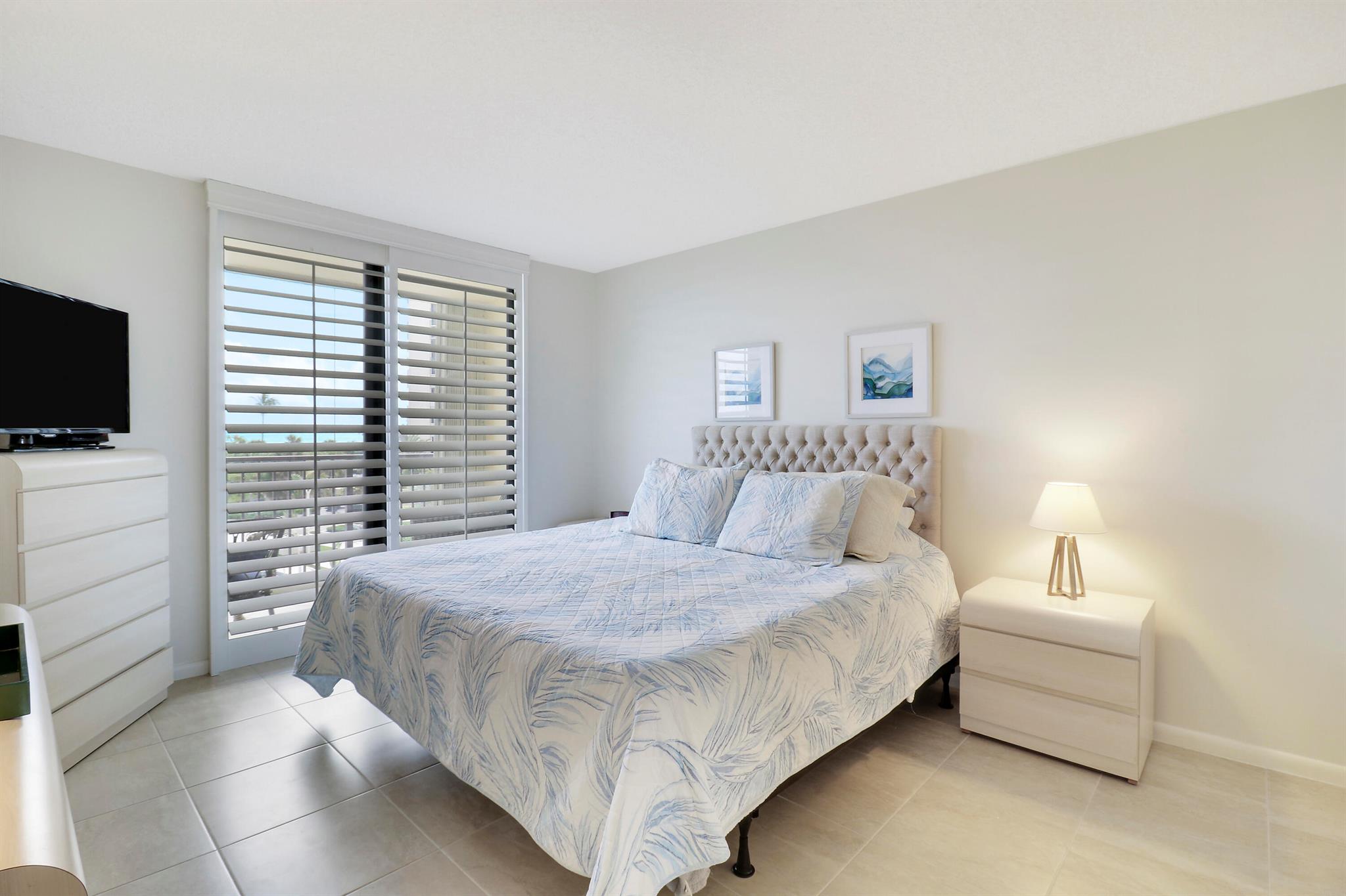 200 Ocean Trail Way 206