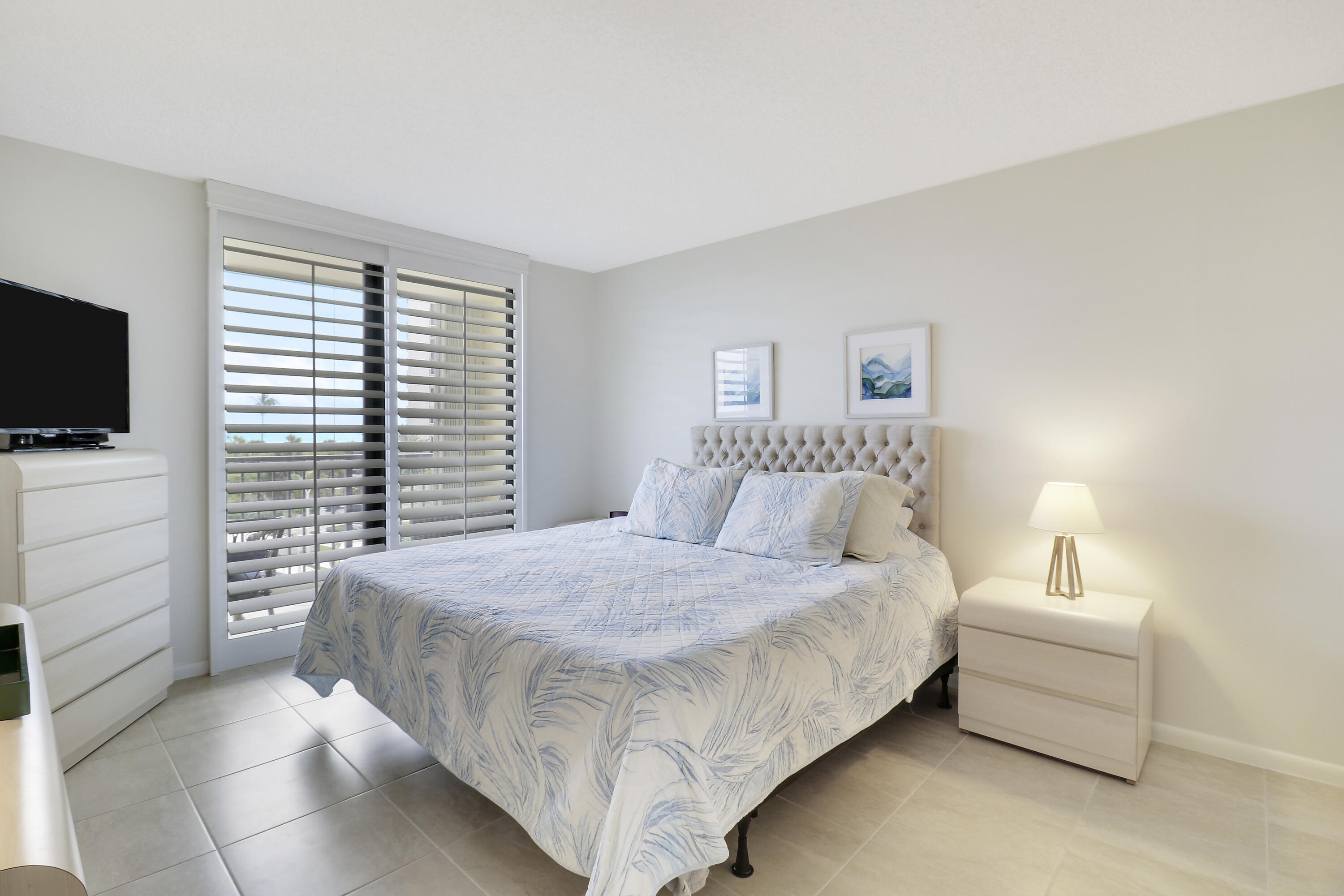 200 Ocean Trail Way 206