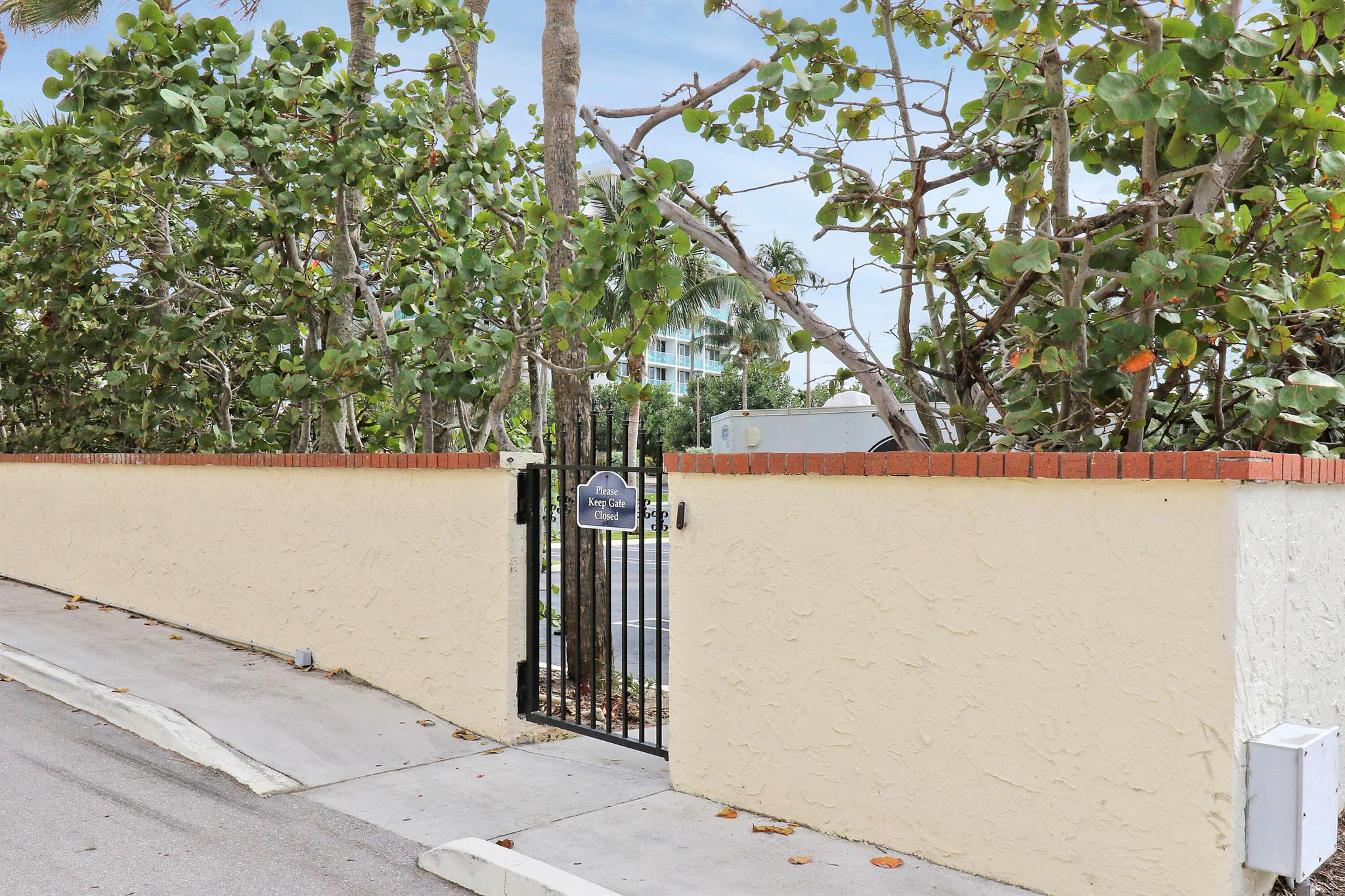 200 Ocean Trail Way 206