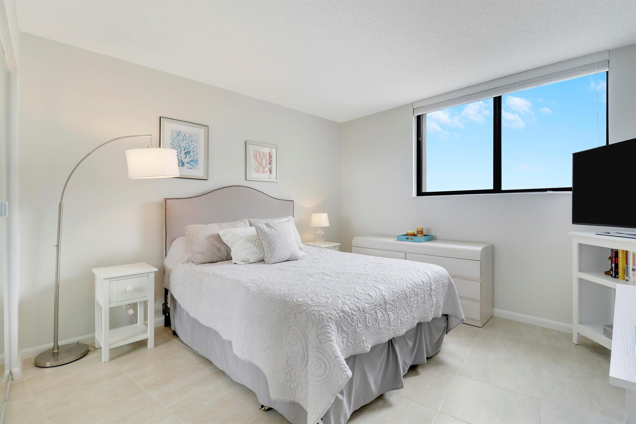 200 Ocean Trail Way 206