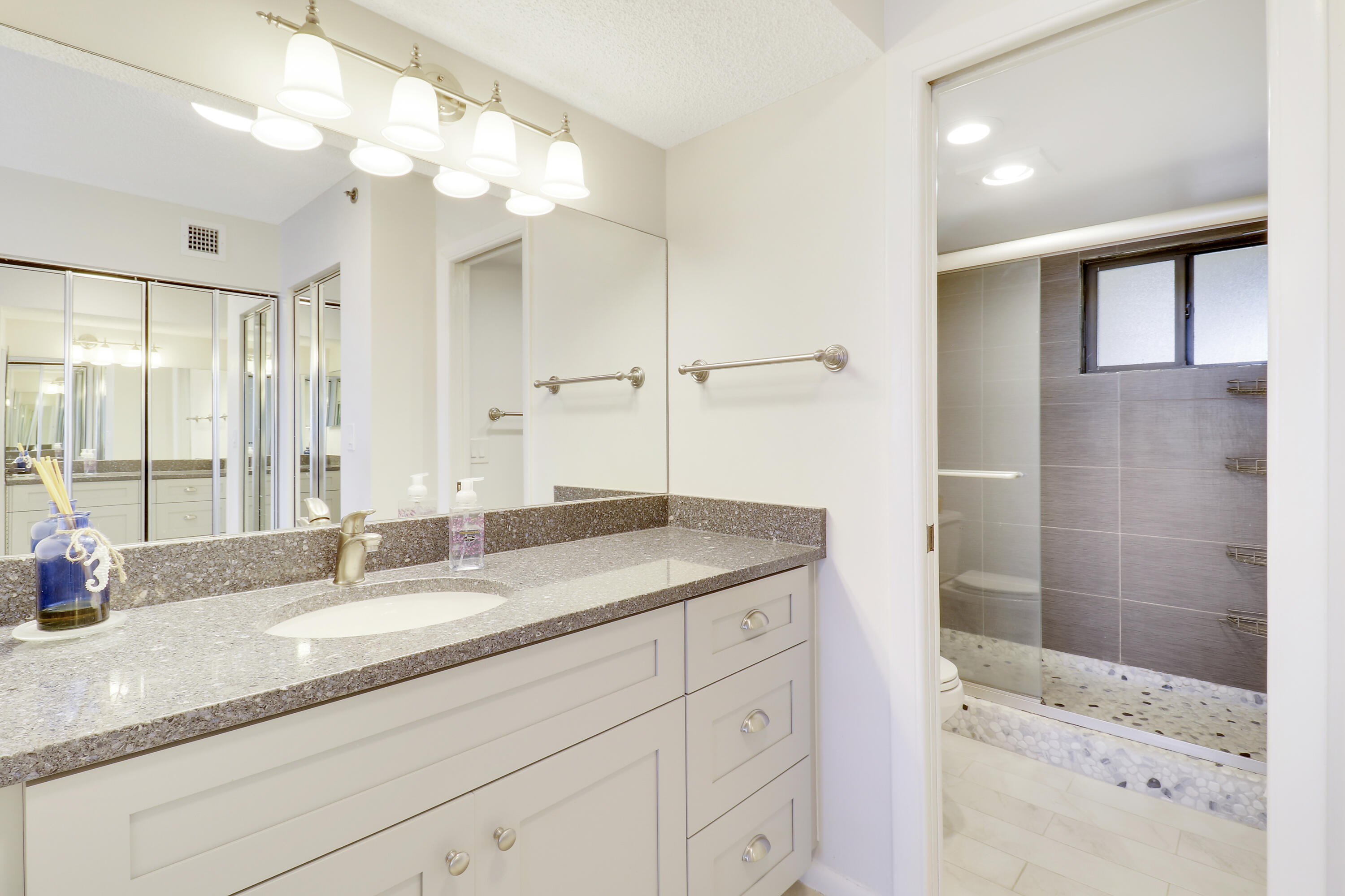 200 Ocean Trail Way 206