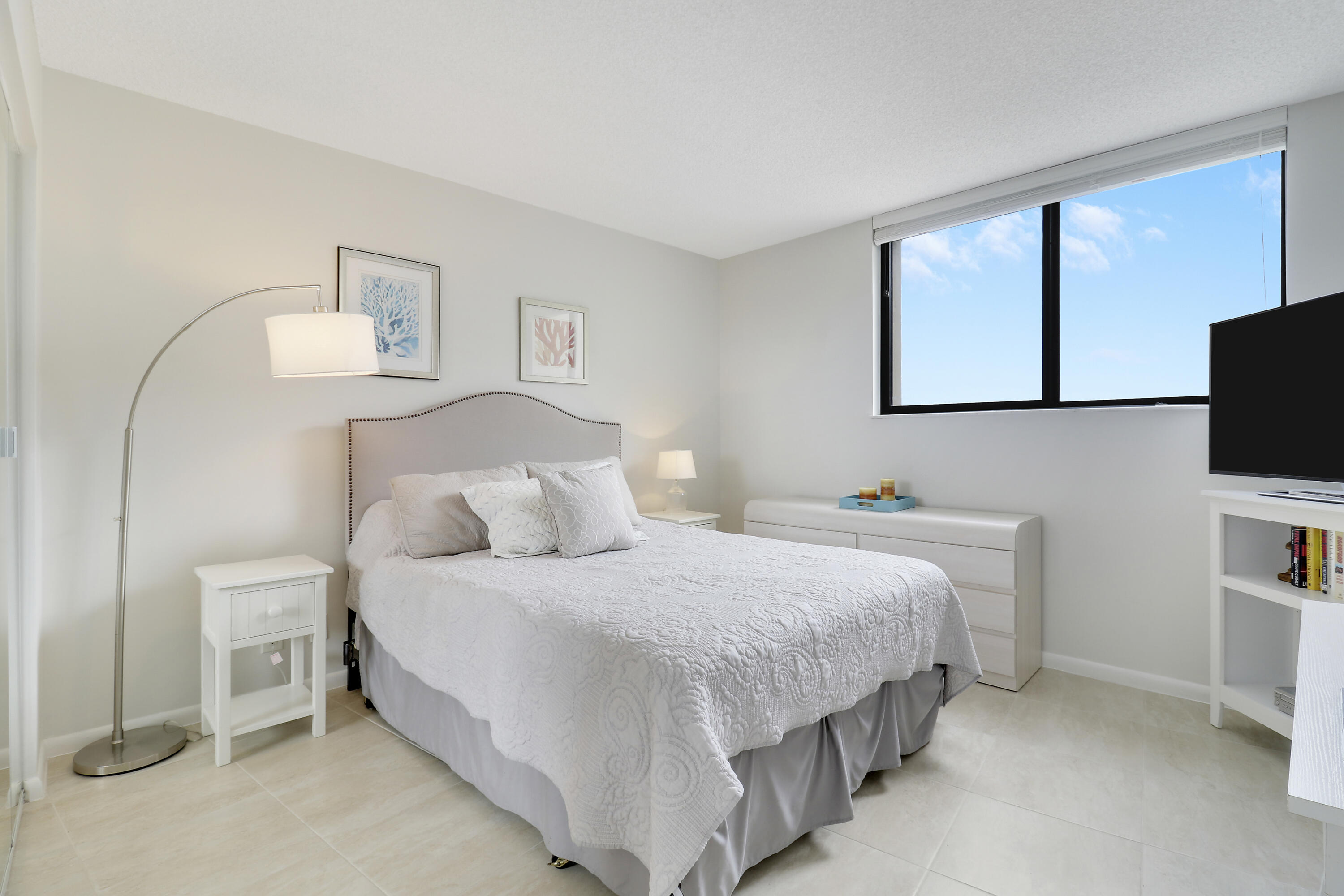 200 Ocean Trail Way 206