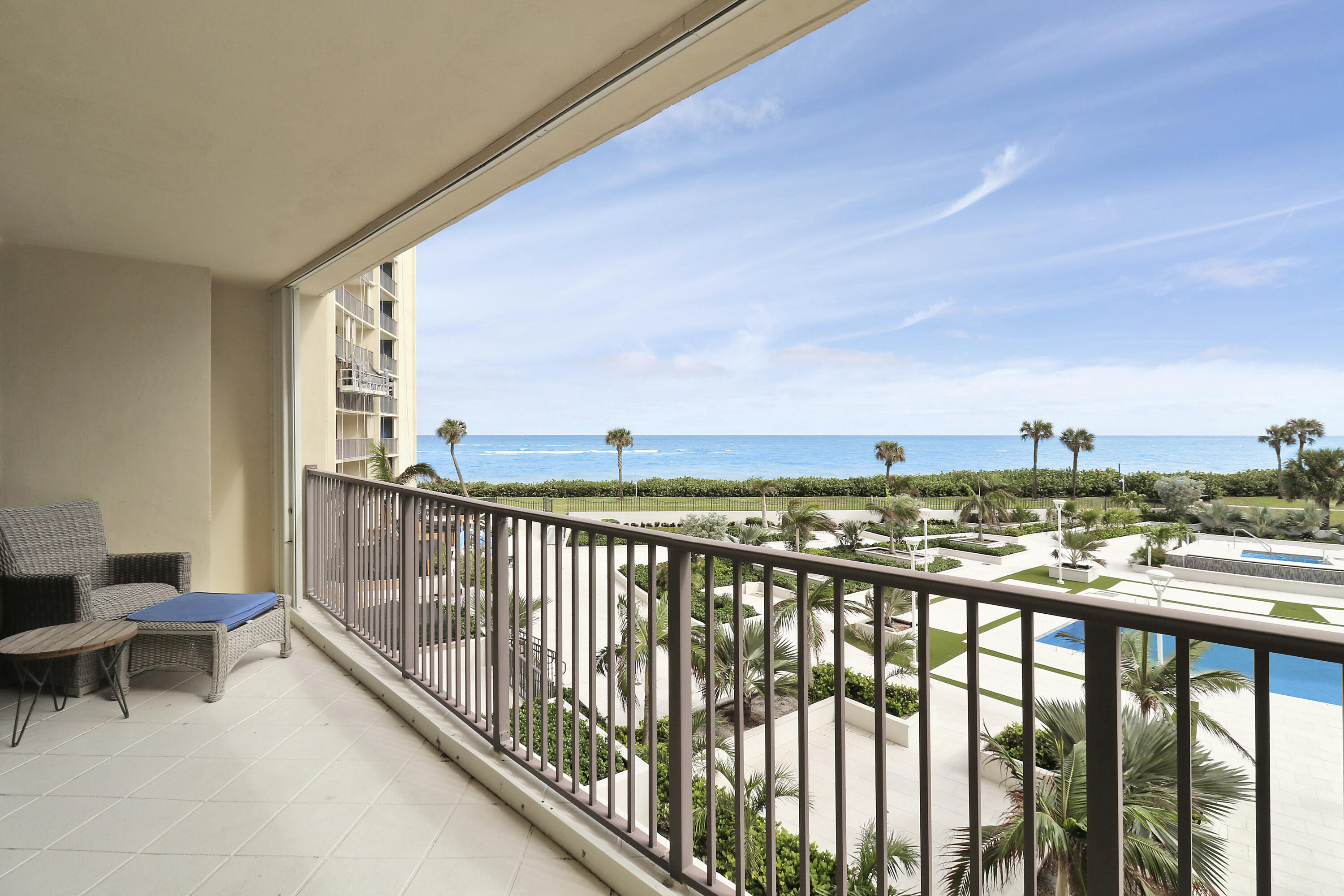 200 Ocean Trail Way 206