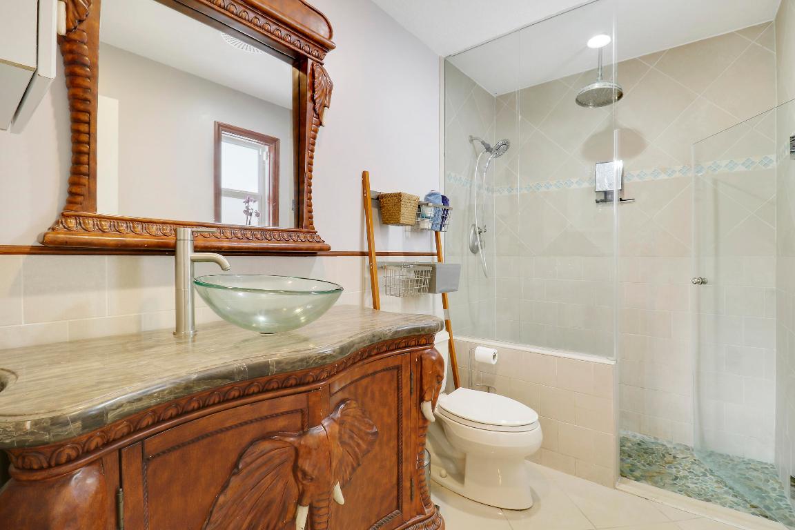 4364 Butternut Street