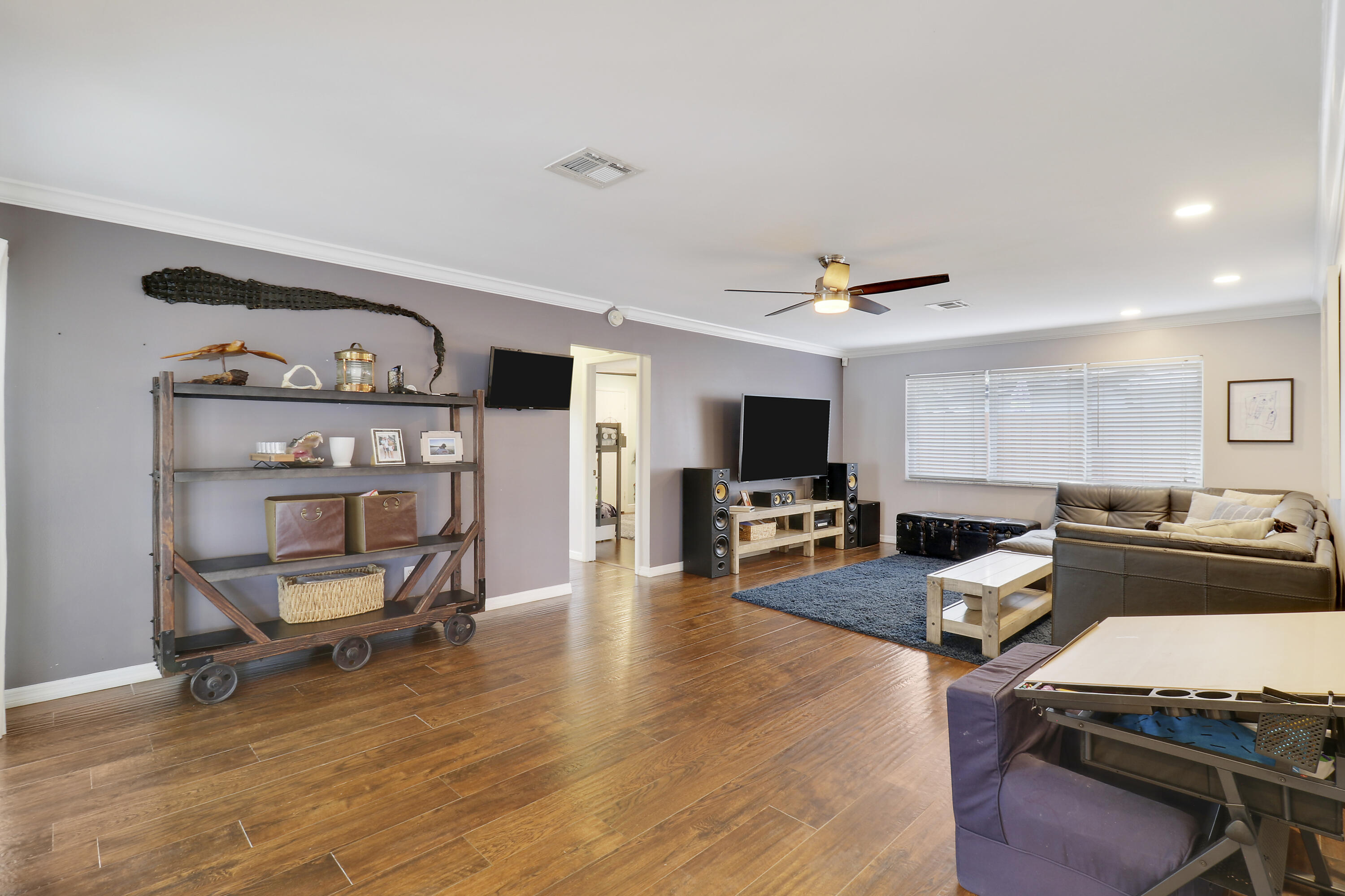 4364 Butternut Street