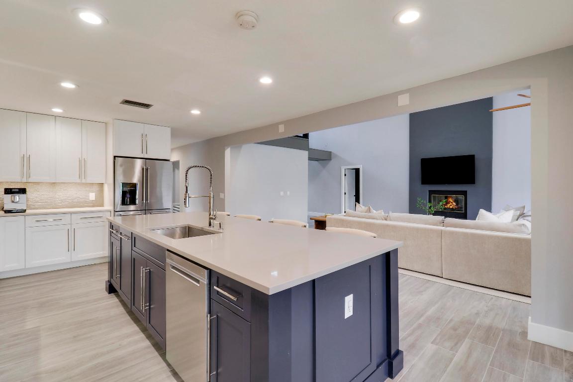 3682 SW Bimini Circle N