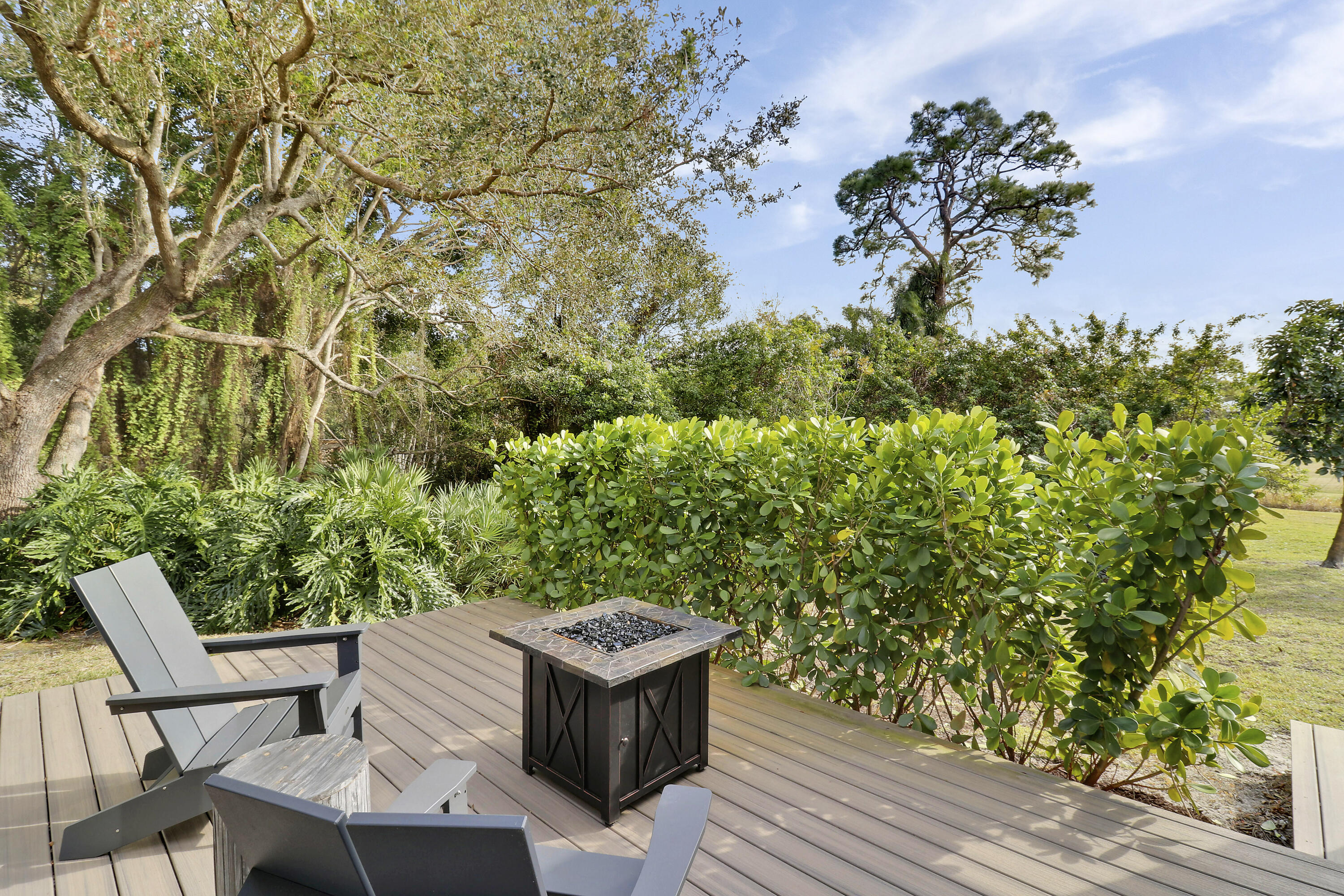 3682 SW Bimini Circle N