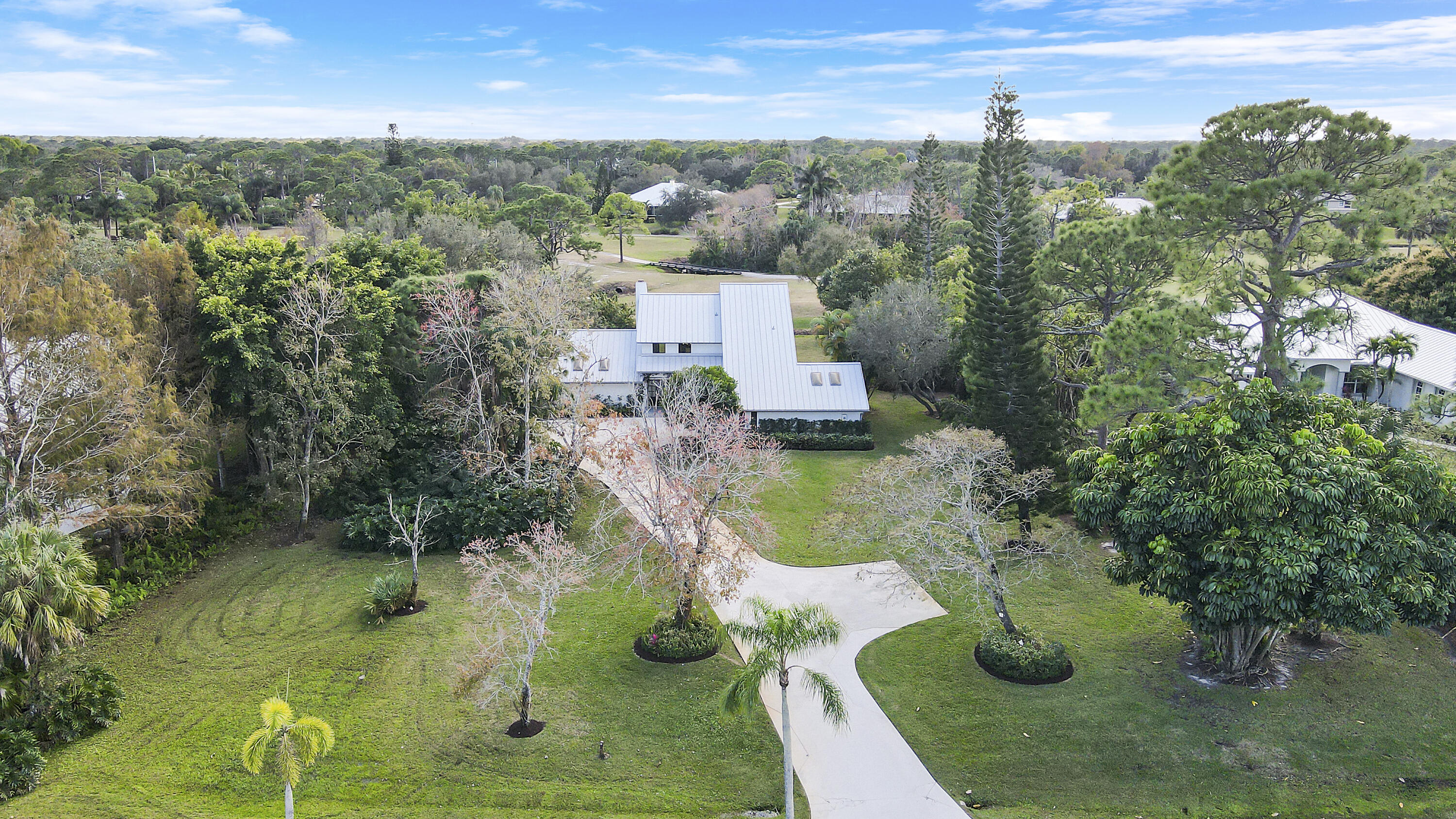 3682 SW Bimini Circle N