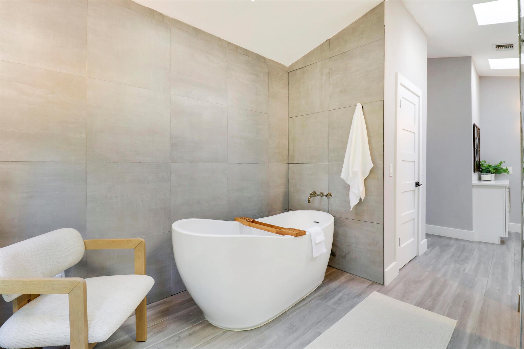 3682 SW Bimini Circle N