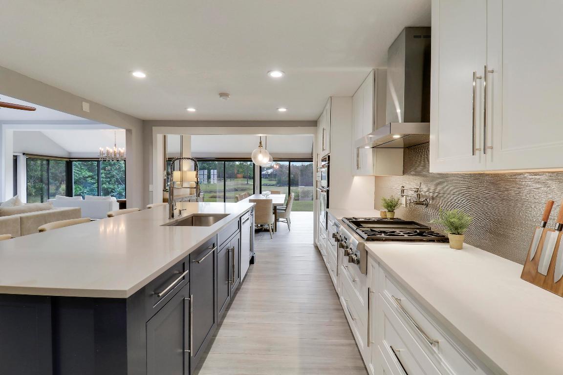 3682 SW Bimini Circle N