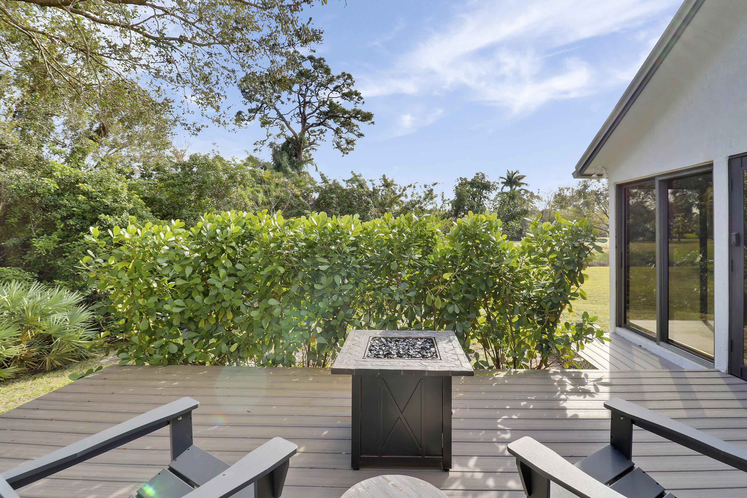 3682 SW Bimini Circle N