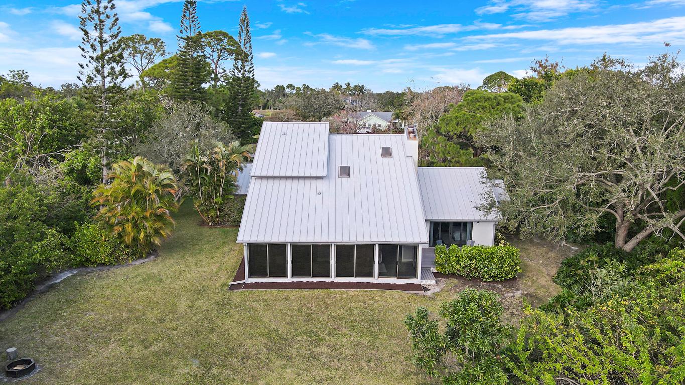 3682 SW Bimini Circle N