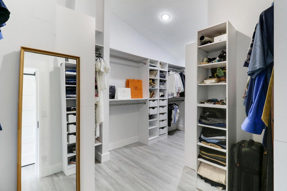 3682 SW Bimini Circle N