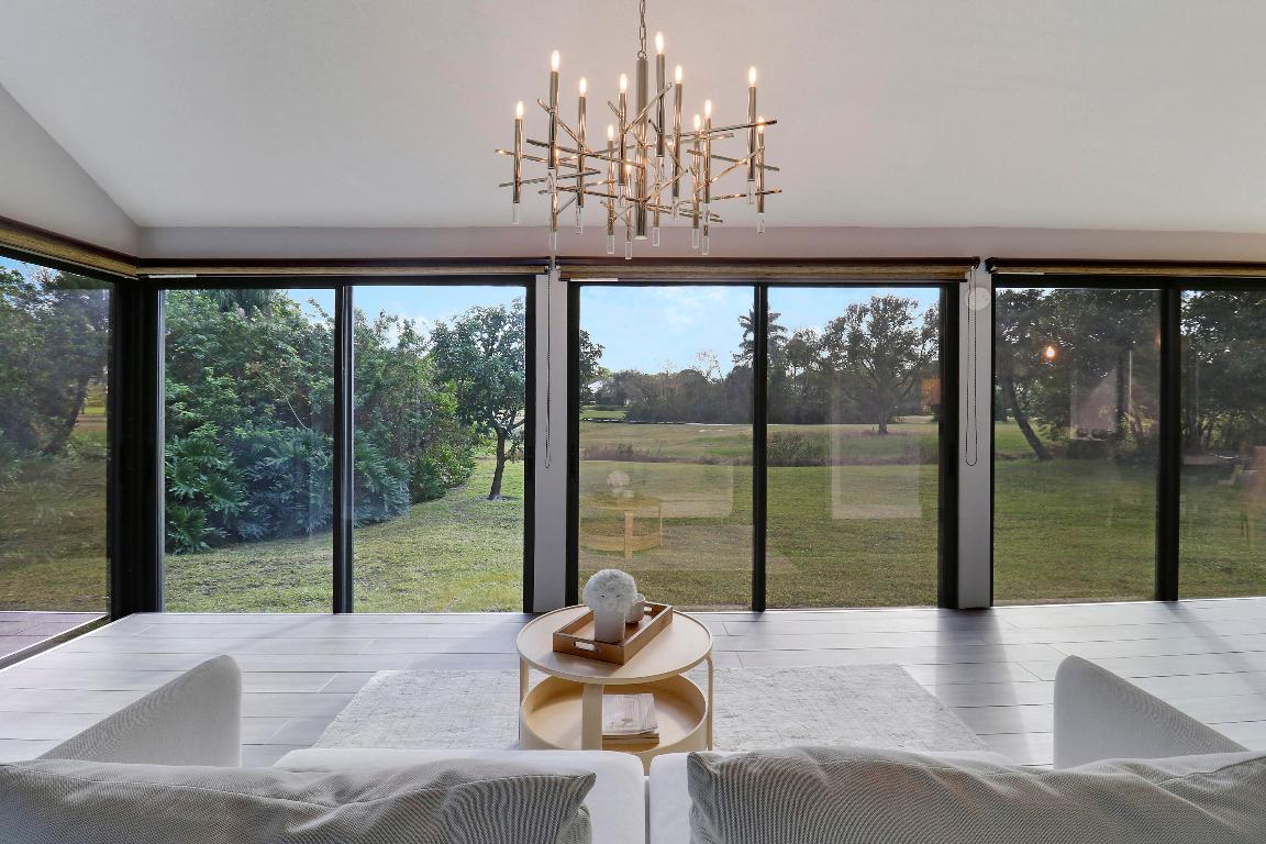 3682 SW Bimini Circle N