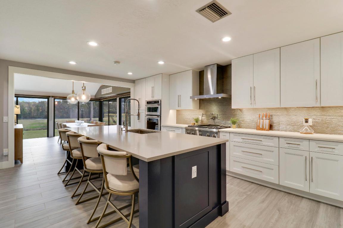 3682 SW Bimini Circle N