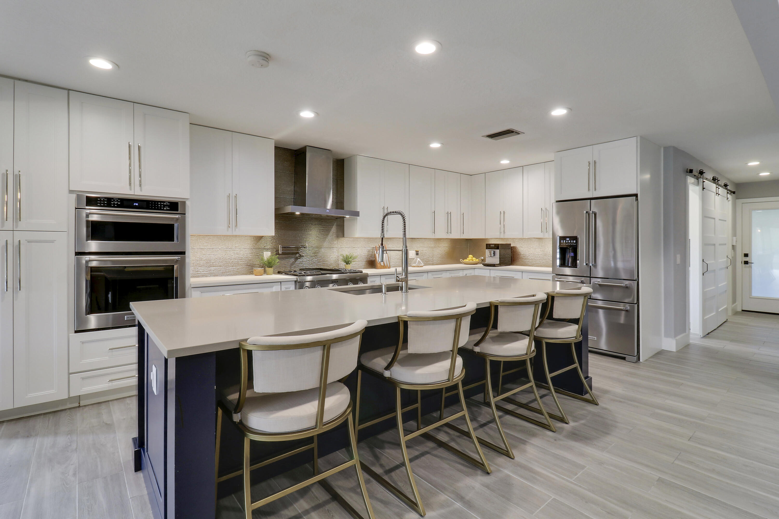 3682 SW Bimini Circle N