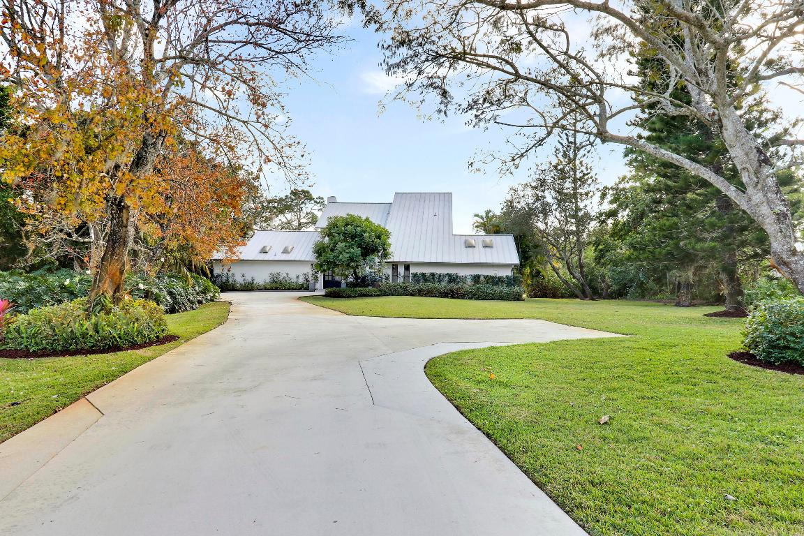 3682 SW Bimini Circle N