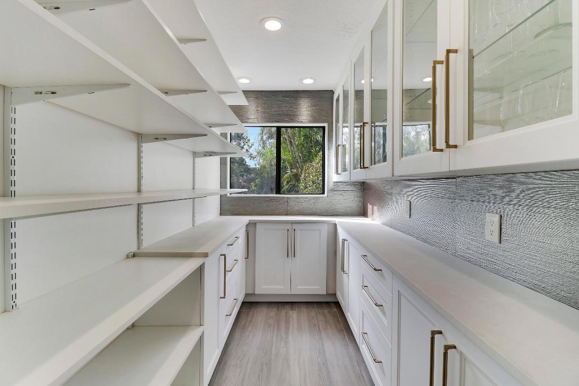 3682 SW Bimini Circle N