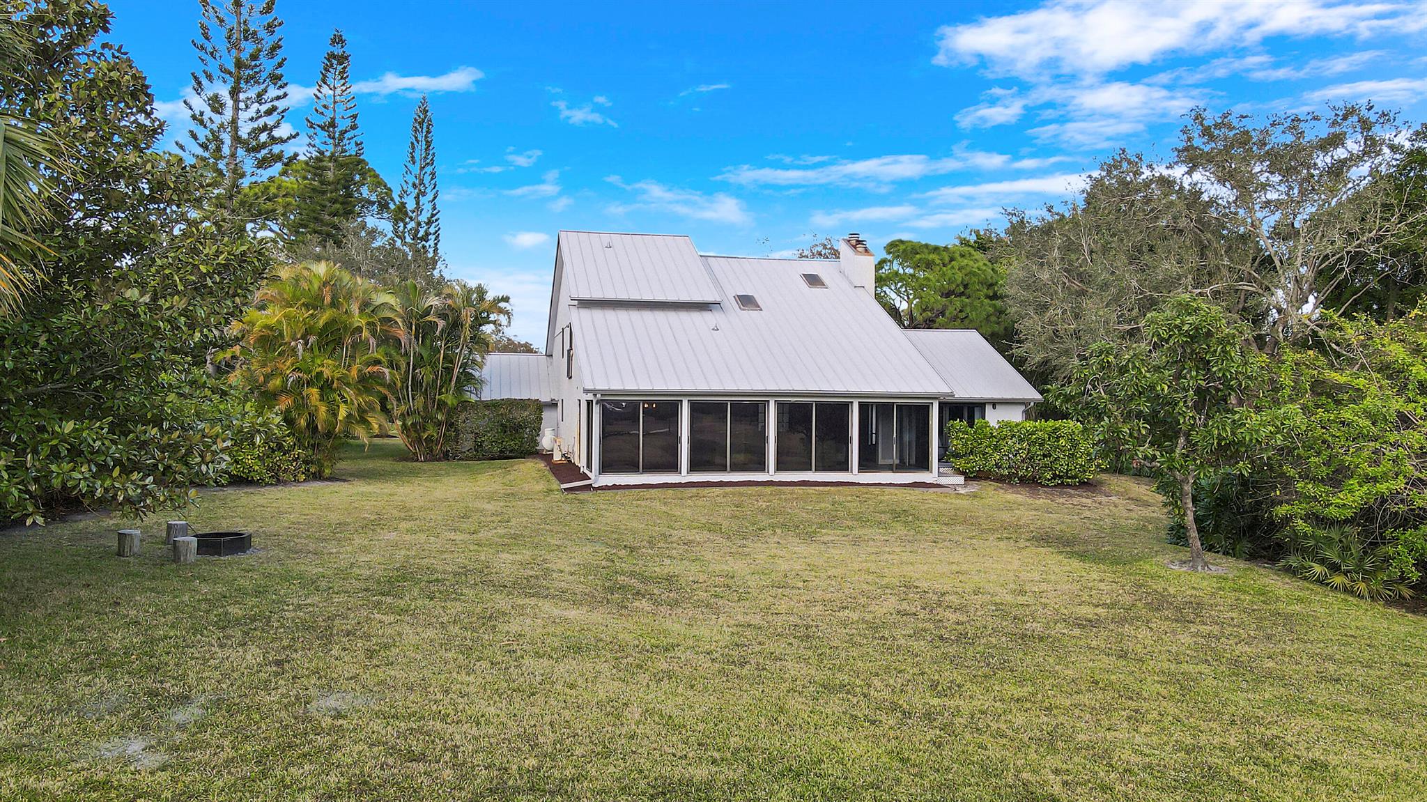 3682 SW Bimini Circle N