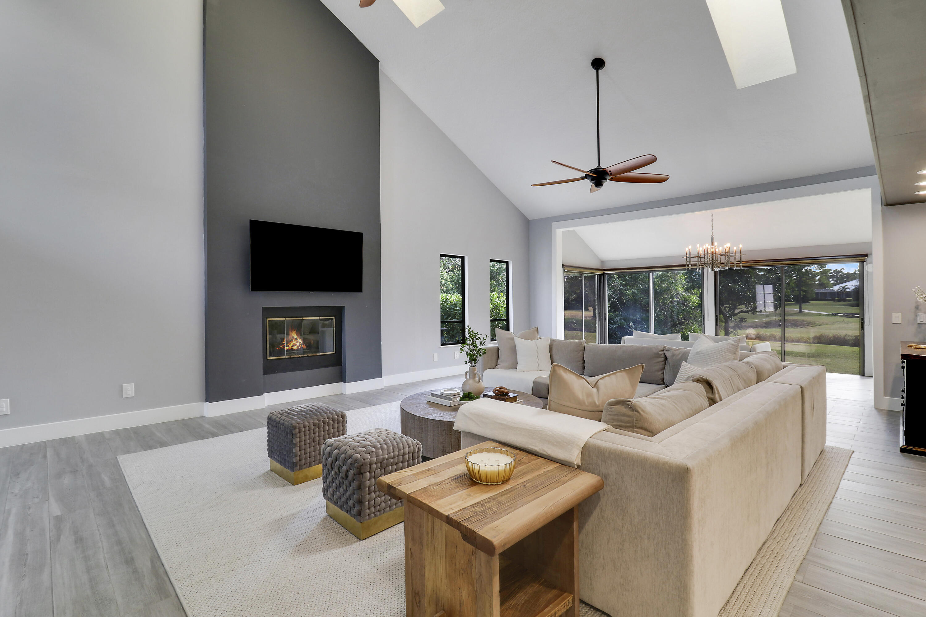 3682 SW Bimini Circle N