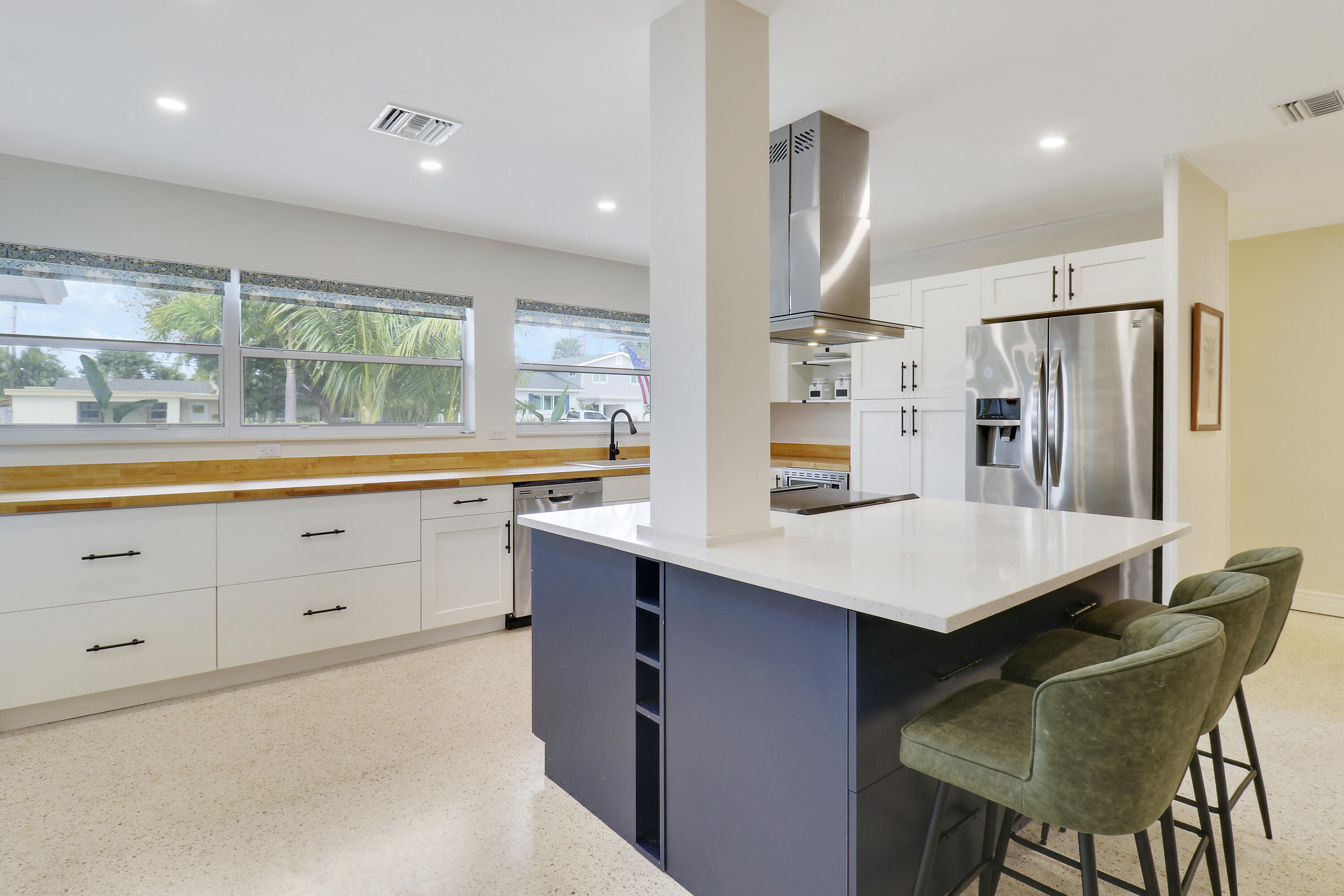 520 Inlet Road