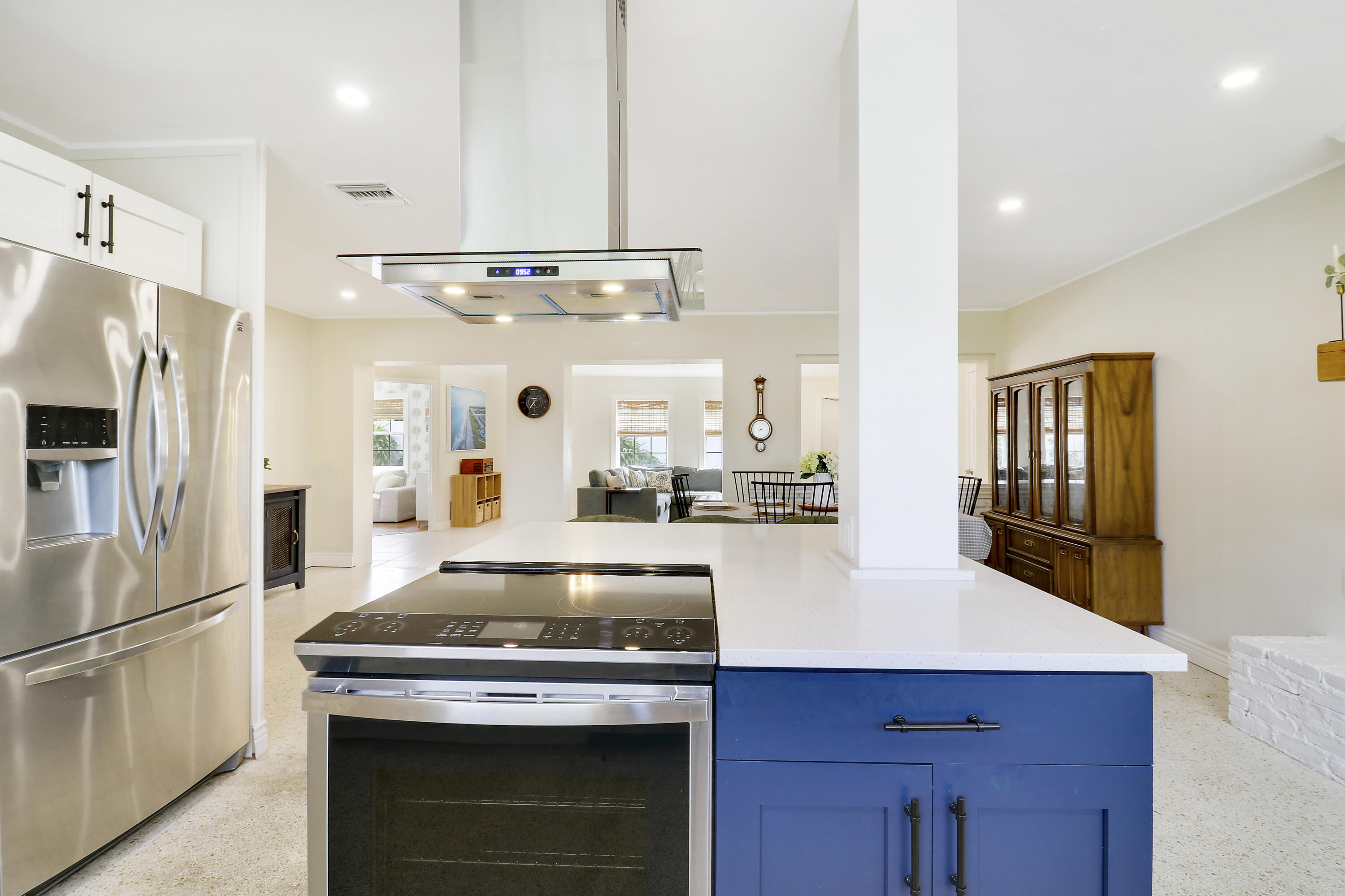 520 Inlet Road