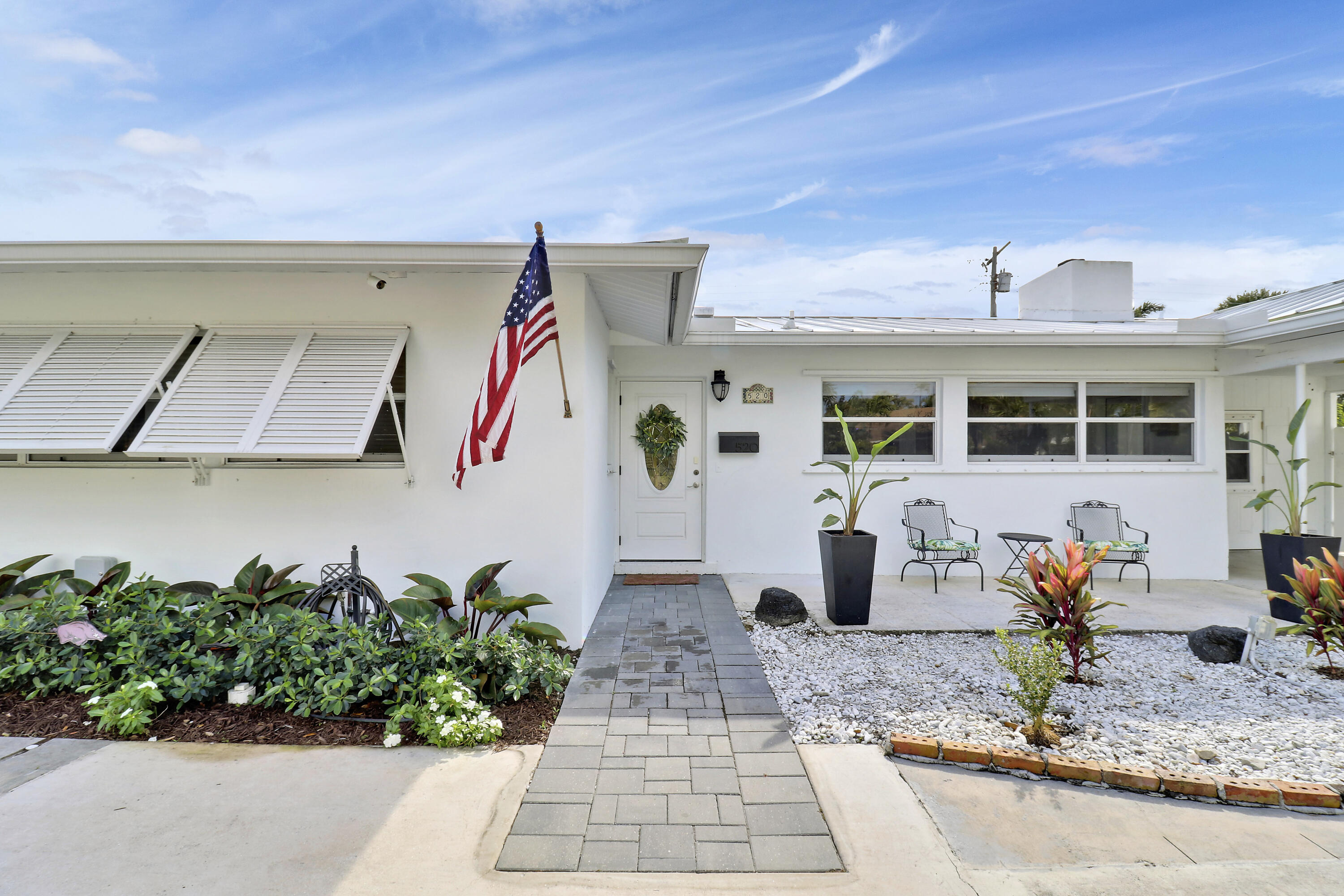 520 Inlet Road