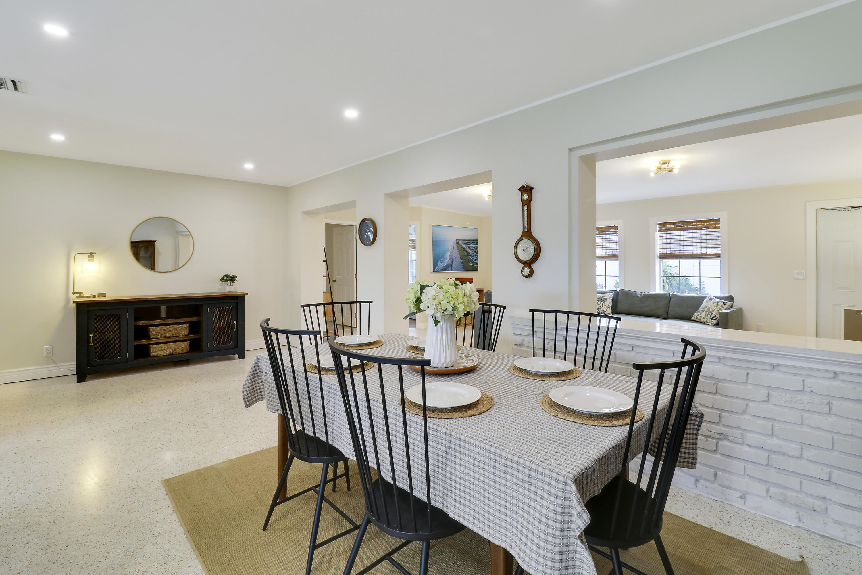 520 Inlet Road