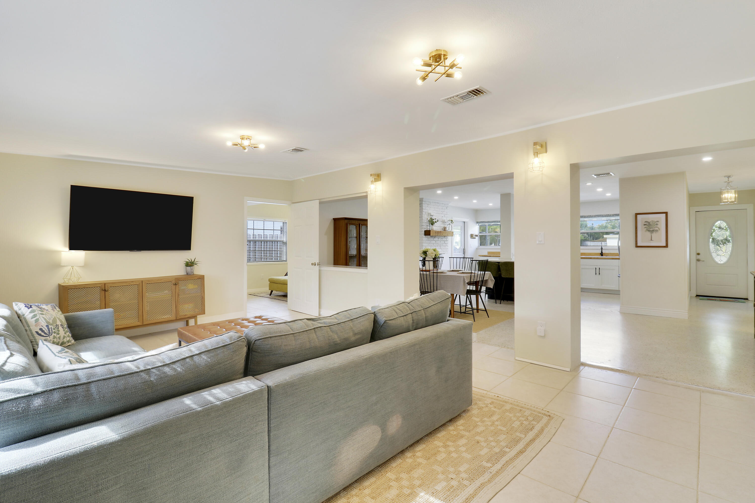 520 Inlet Road