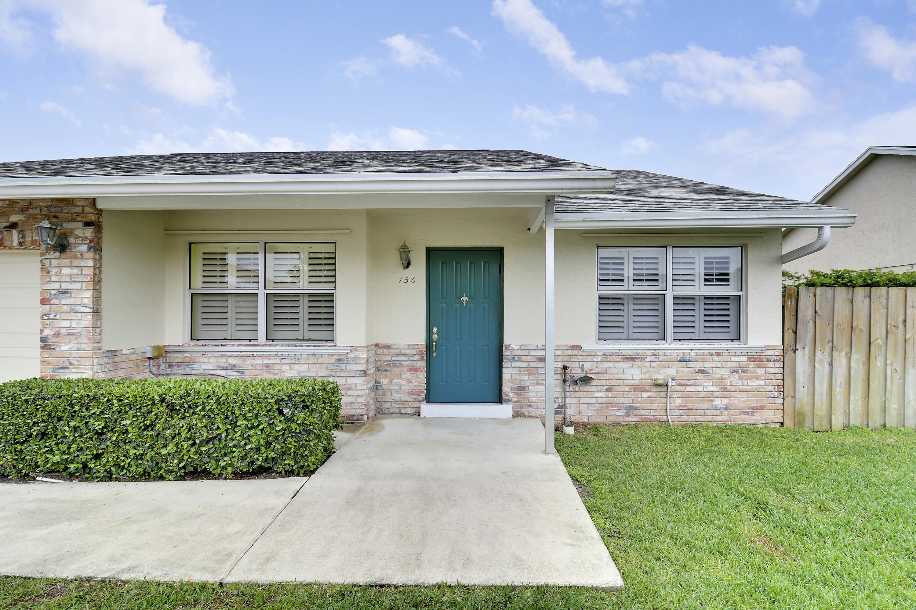156 Wandering Trail