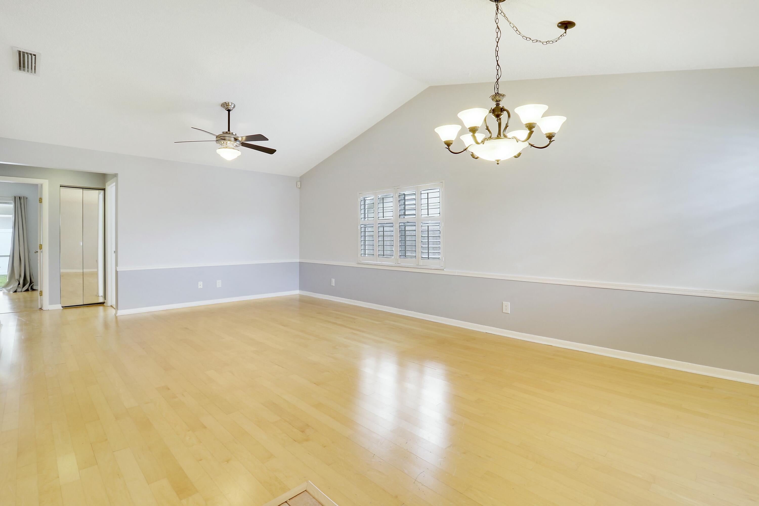 156 Wandering Trail