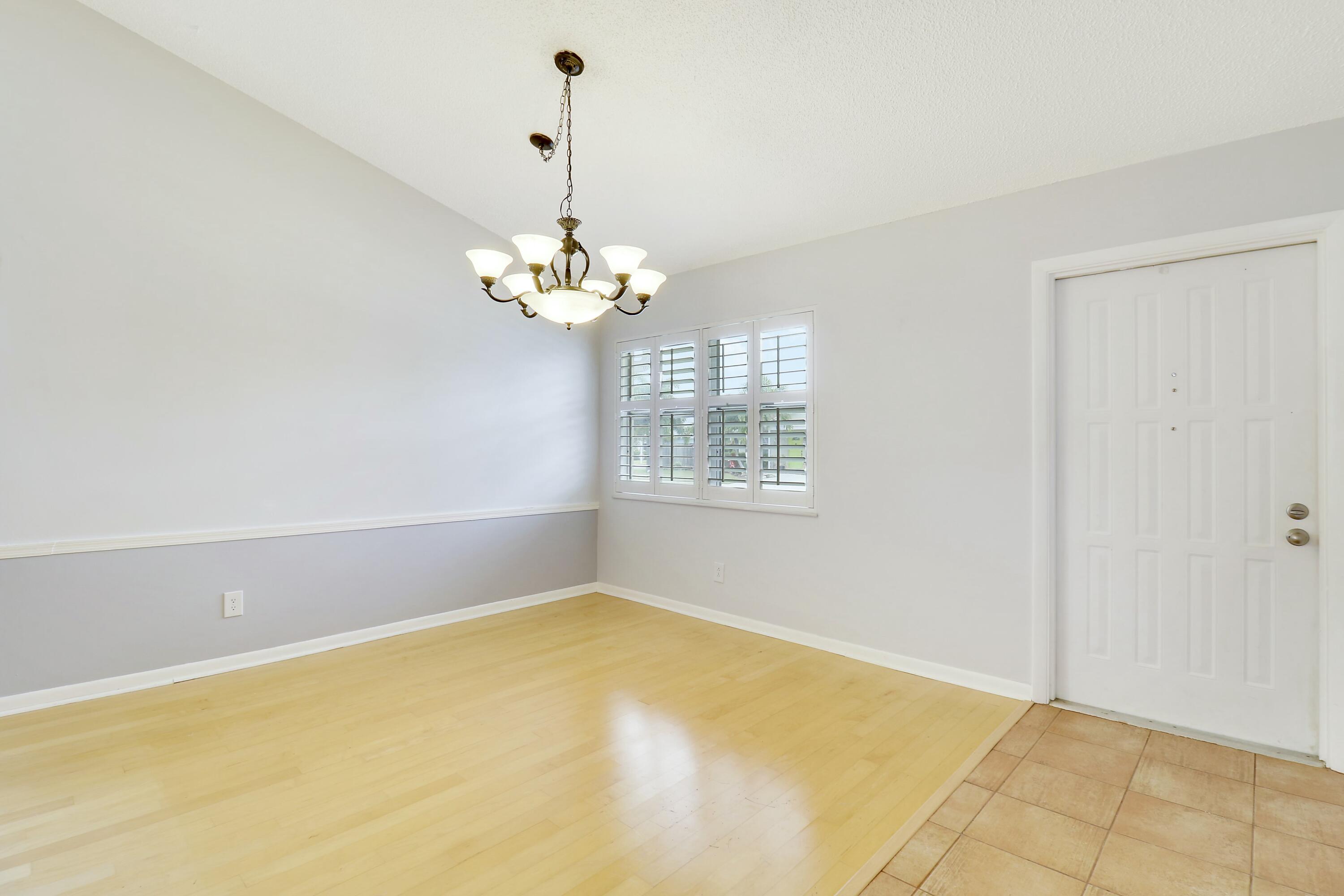 156 Wandering Trail