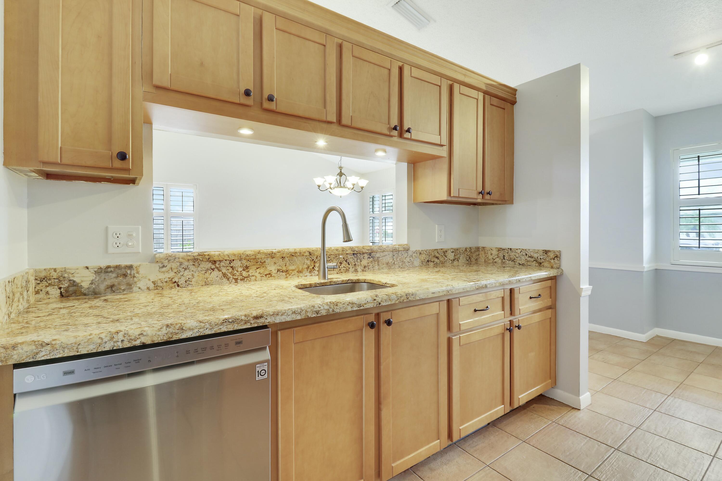 156 Wandering Trail