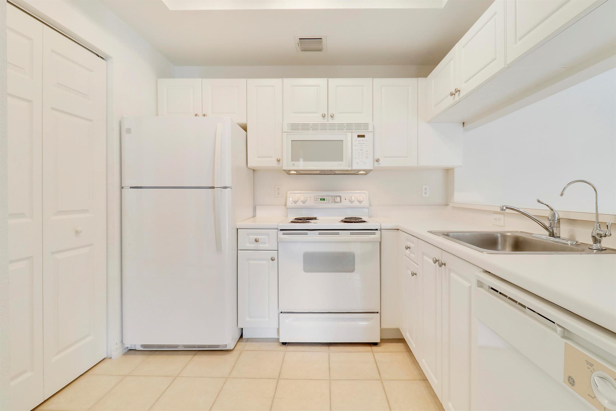 2808 Amalei Drive 203