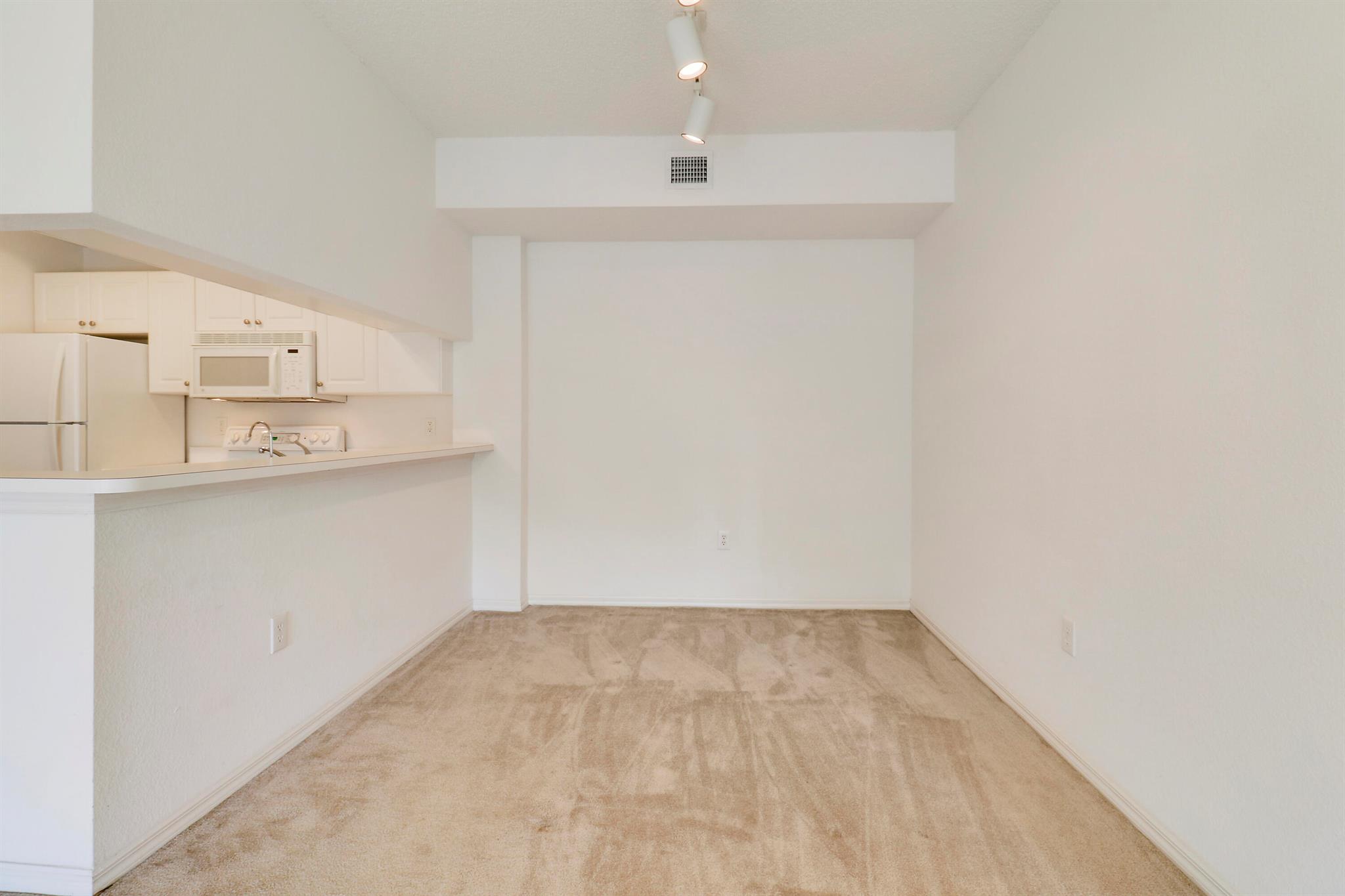 2808 Amalei Drive 203