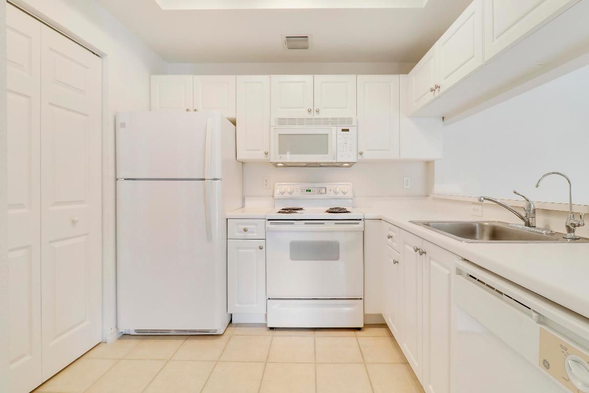 2808 Amalei Drive 203