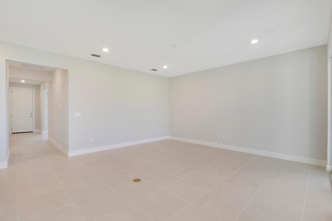 10245 SW Captiva Drive