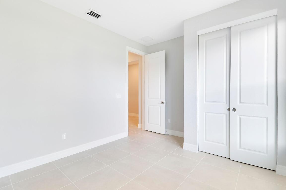 10245 SW Captiva Drive