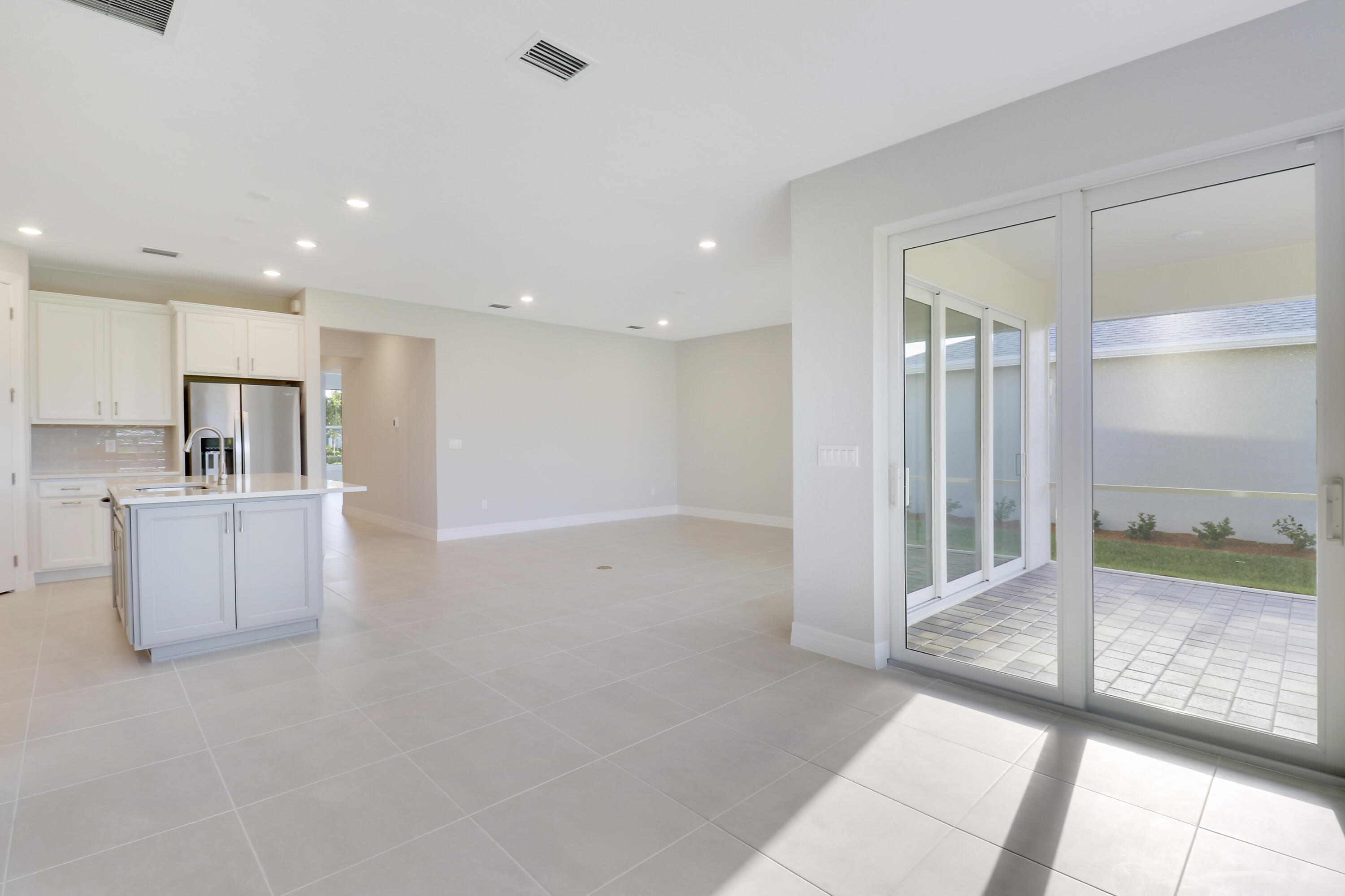 10245 SW Captiva Drive